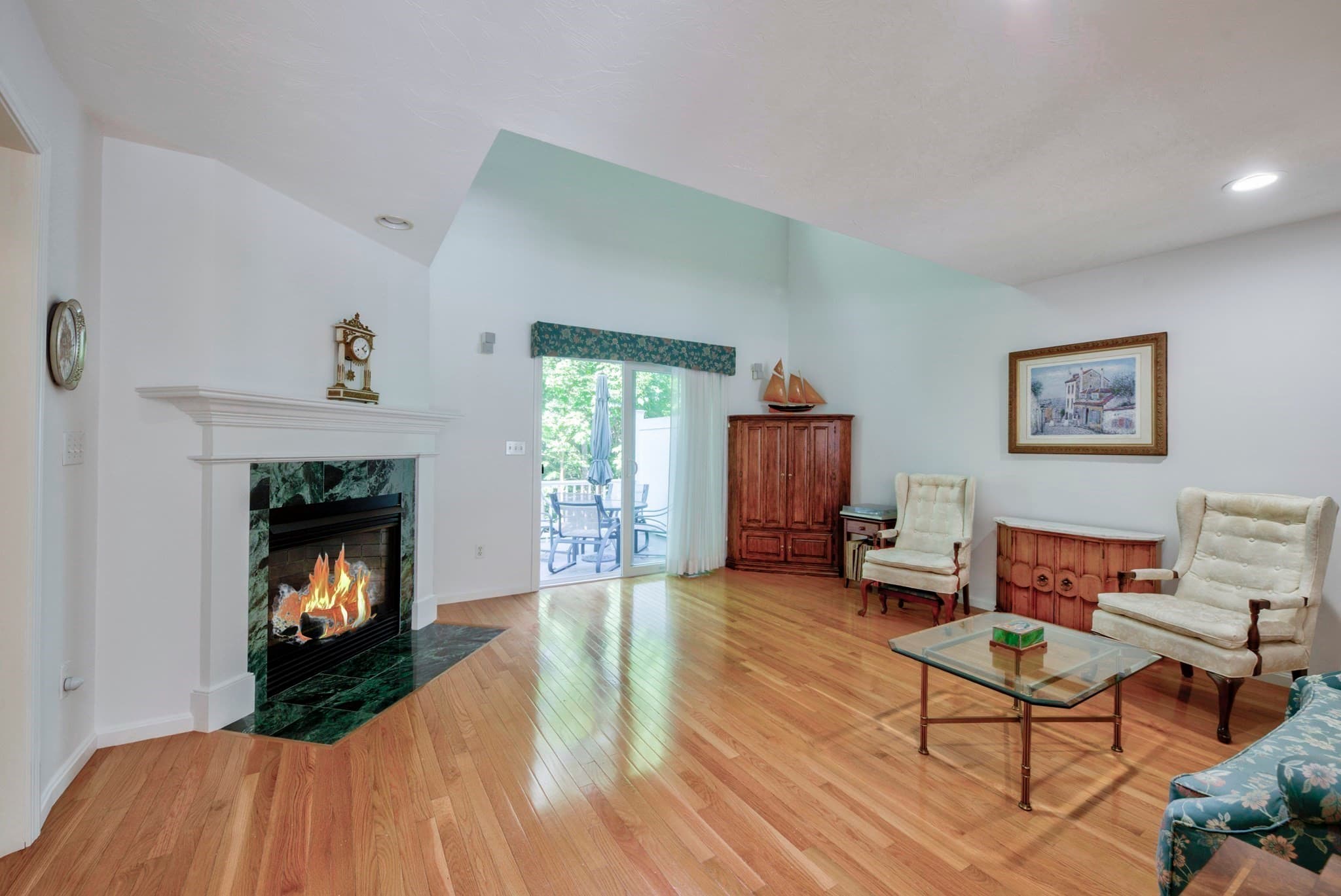 Condominium at 5 Pear Tree Ln # 5, Franklin MA 02038, Franklin, photo 8 of 42
