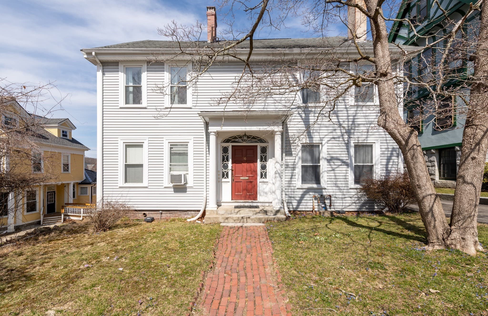 36 Cedar St, Worcester MA 01609