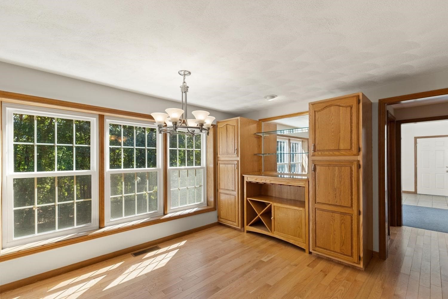 Single Family Residence at 3 Karen Way, Methuen MA 01844, Methuen, photo 10 of 37