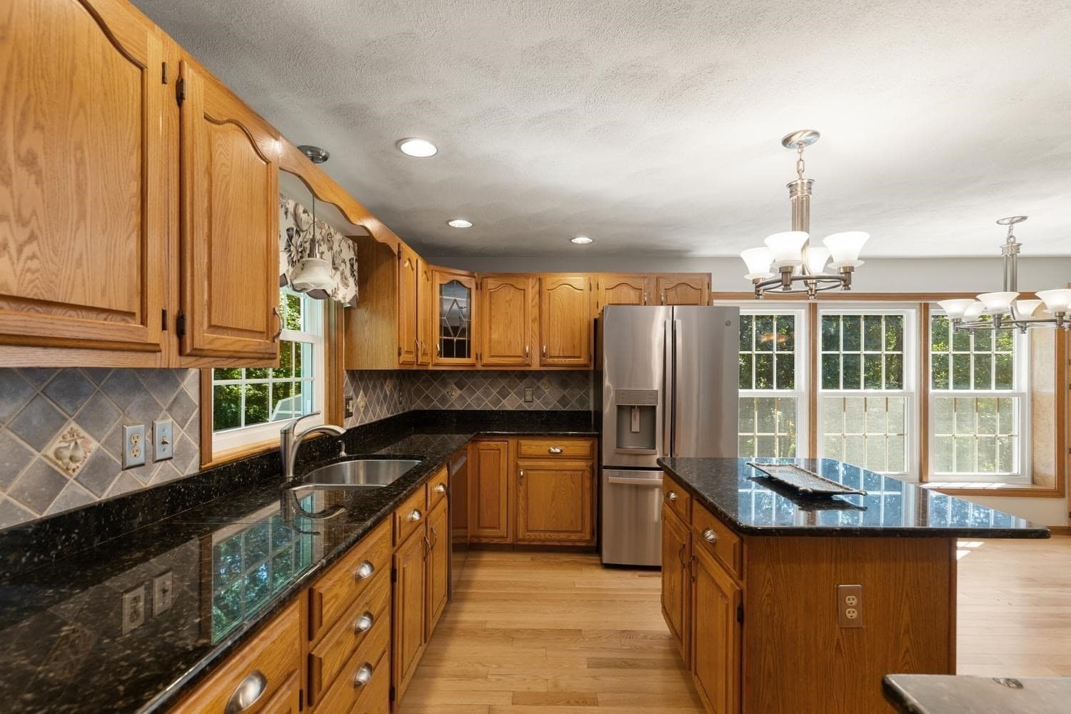 Single Family Residence at 3 Karen Way, Methuen MA 01844, Methuen, photo 11 of 37