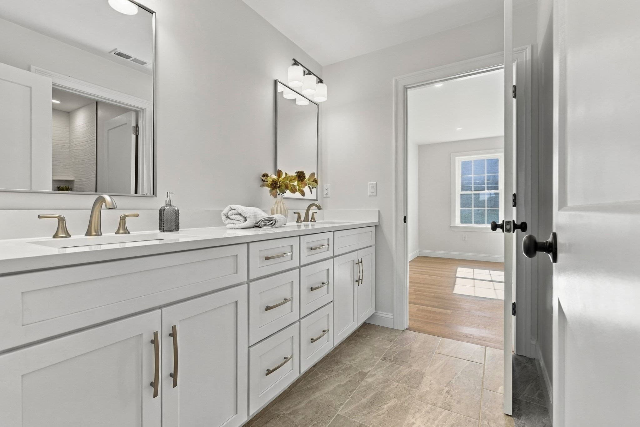 Single Family Residence at 14 Liana St, Woburn MA 01801, Woburn, photo 27 of 38