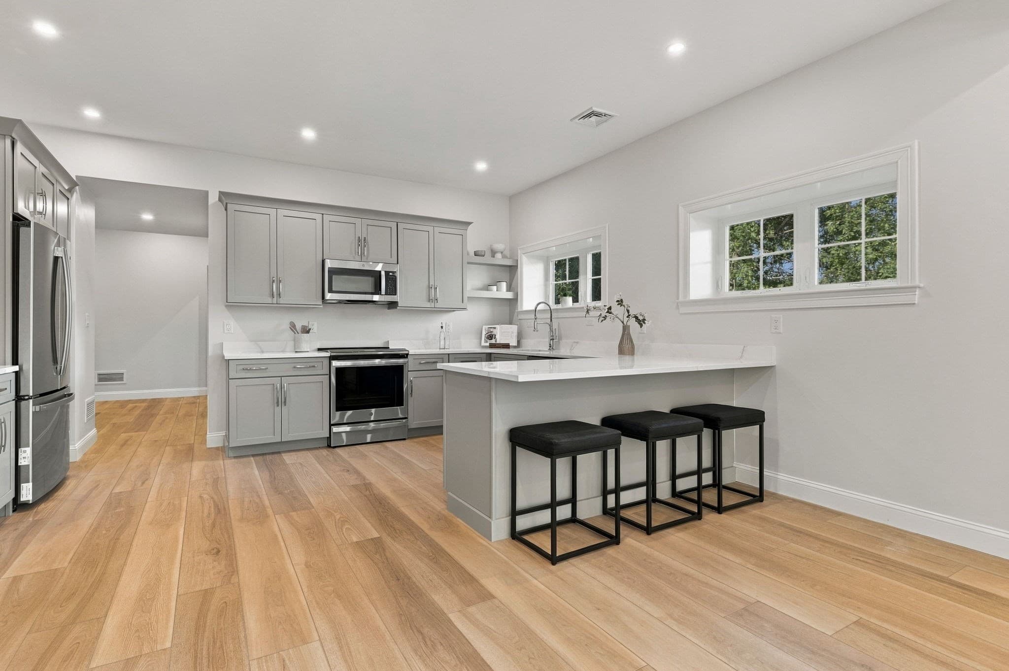 Single Family Residence at 14 Liana St, Woburn MA 01801, Woburn, photo 29 of 38