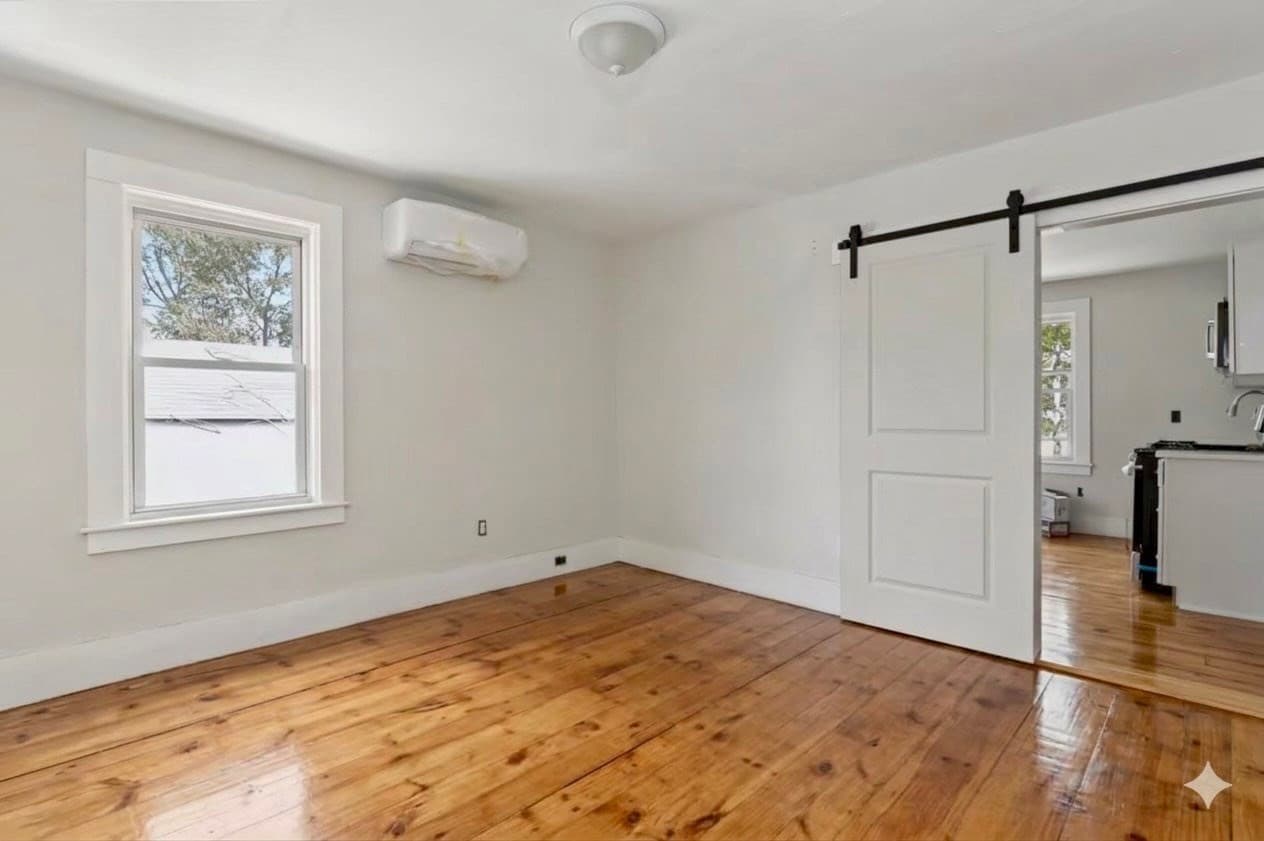 Condominium at 22 Goldsmith Street # 3, Littleton MA 01460, Littleton, photo 2 of 7