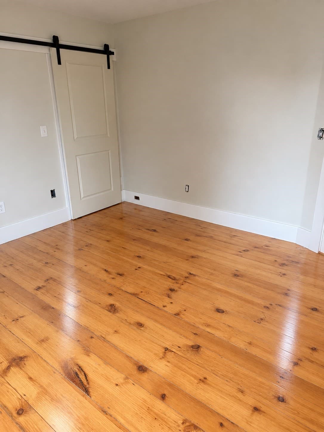 Condominium at 22 Goldsmith Street # 3, Littleton MA 01460, Littleton, photo 3 of 7