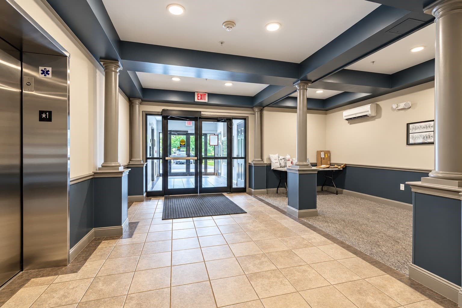 Condominium at 23 Hampshire Rd # 113, Methuen MA 01844, Methuen, photo 27 of 32
