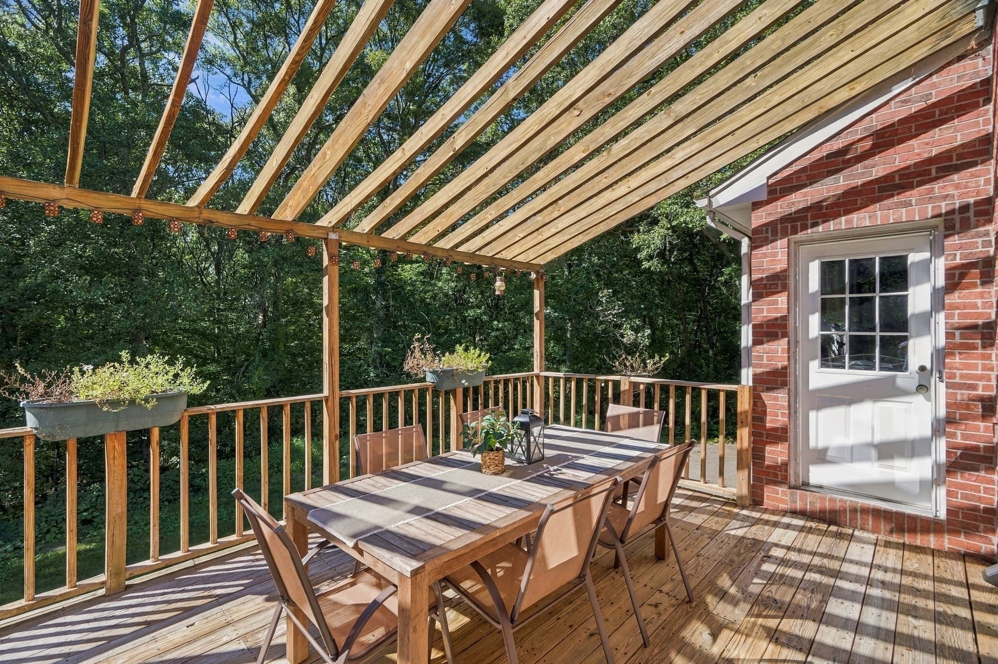 Single Family Residence at 20 Lincoln, North Smithfield RI 02896, North Smithfield, photo 8 of 39