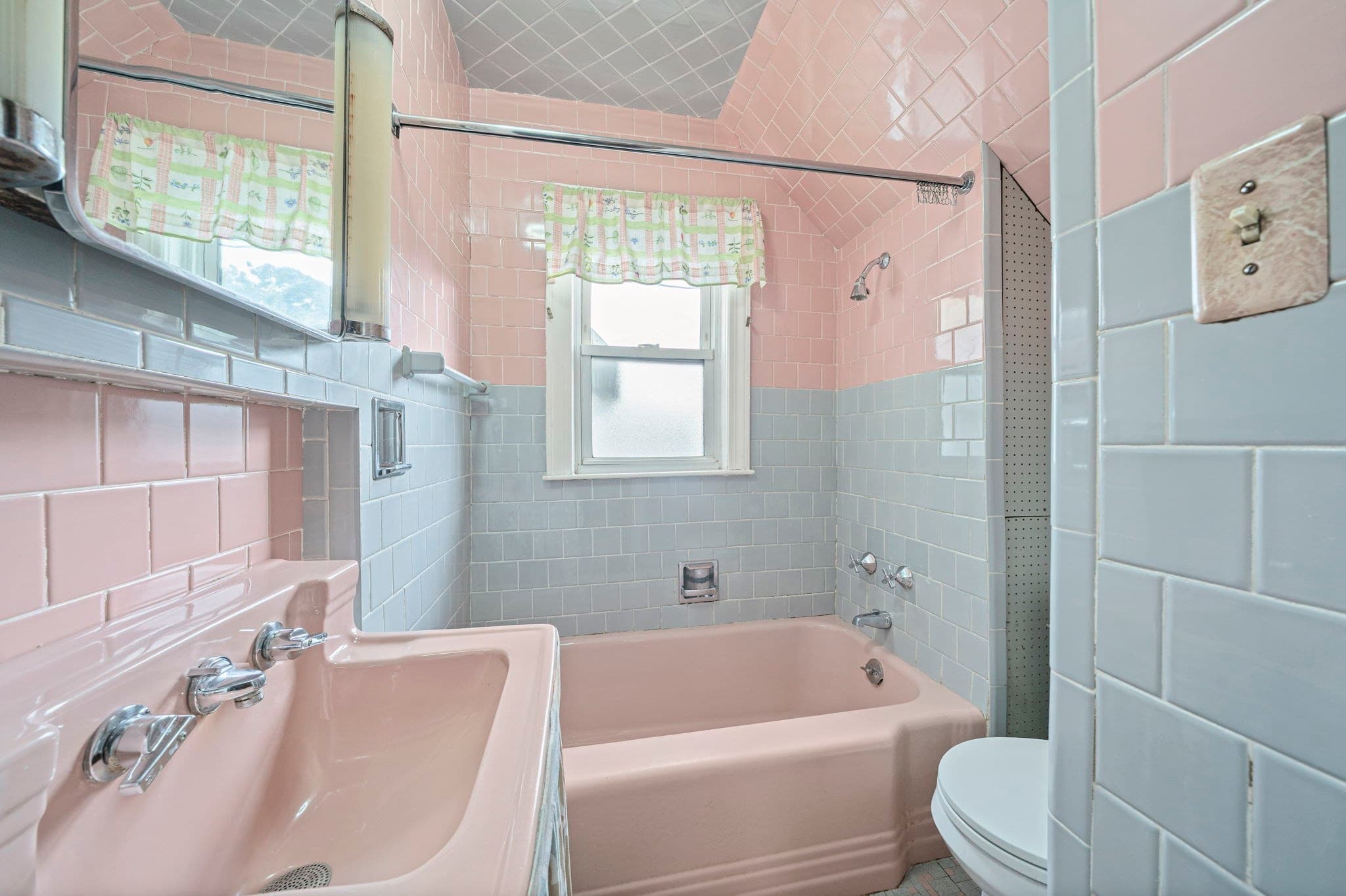 Single Family Residence at 104 Fremont St, Somerville MA 02145, Somerville, photo 17 of 29