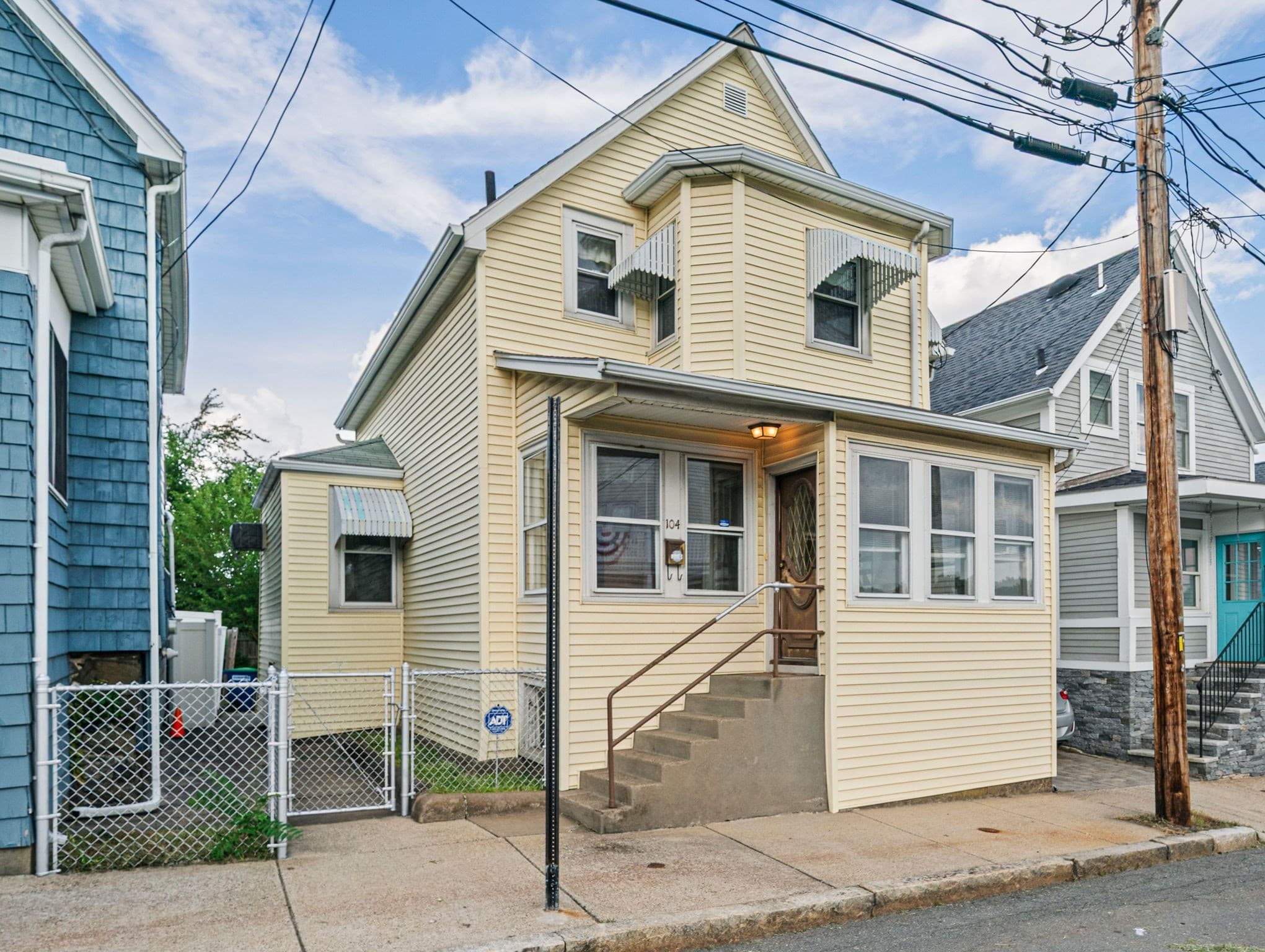 104 Fremont St, Somerville MA 02145