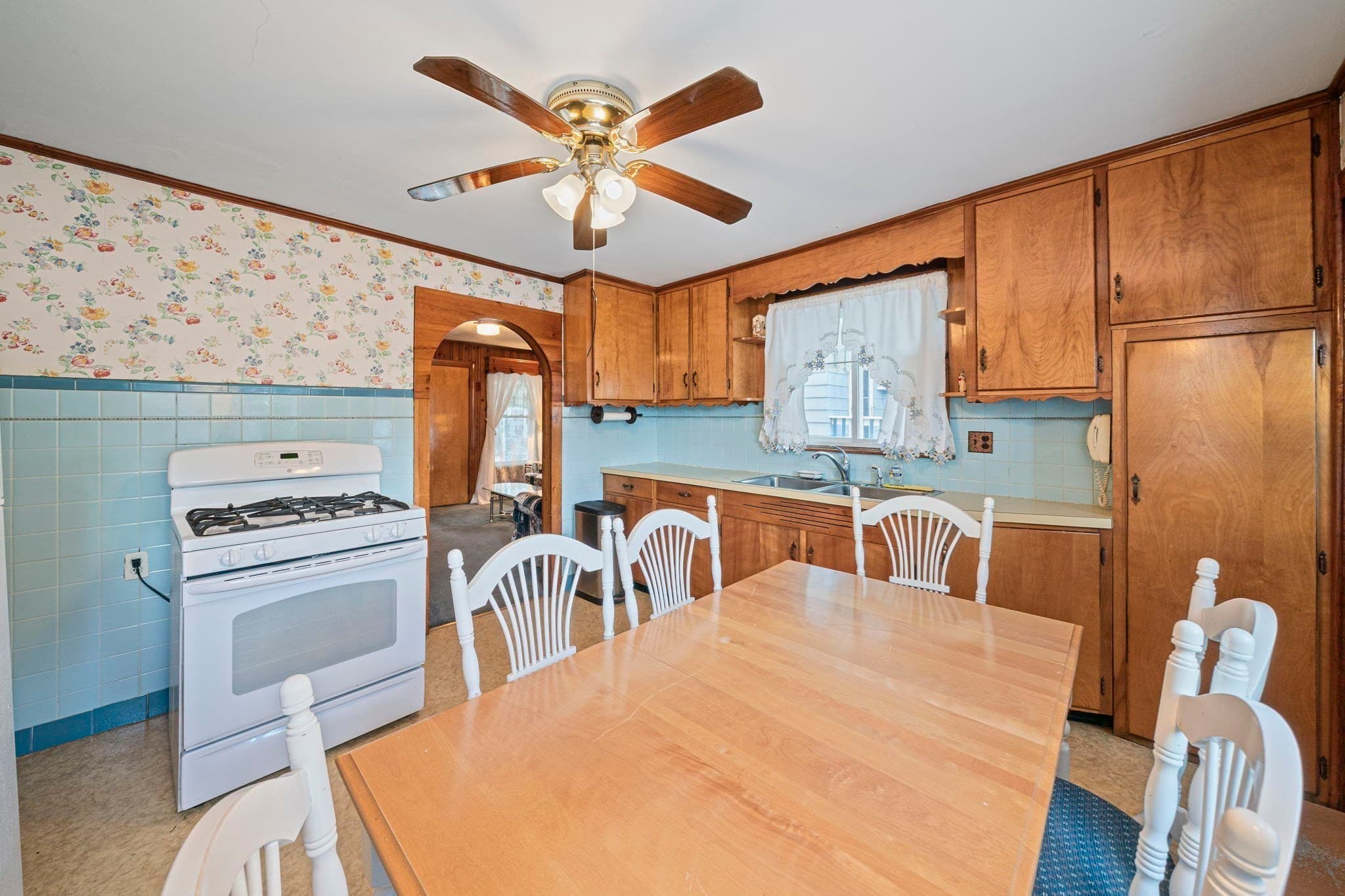 Single Family Residence at 104 Fremont St, Somerville MA 02145, Somerville, photo 11 of 29