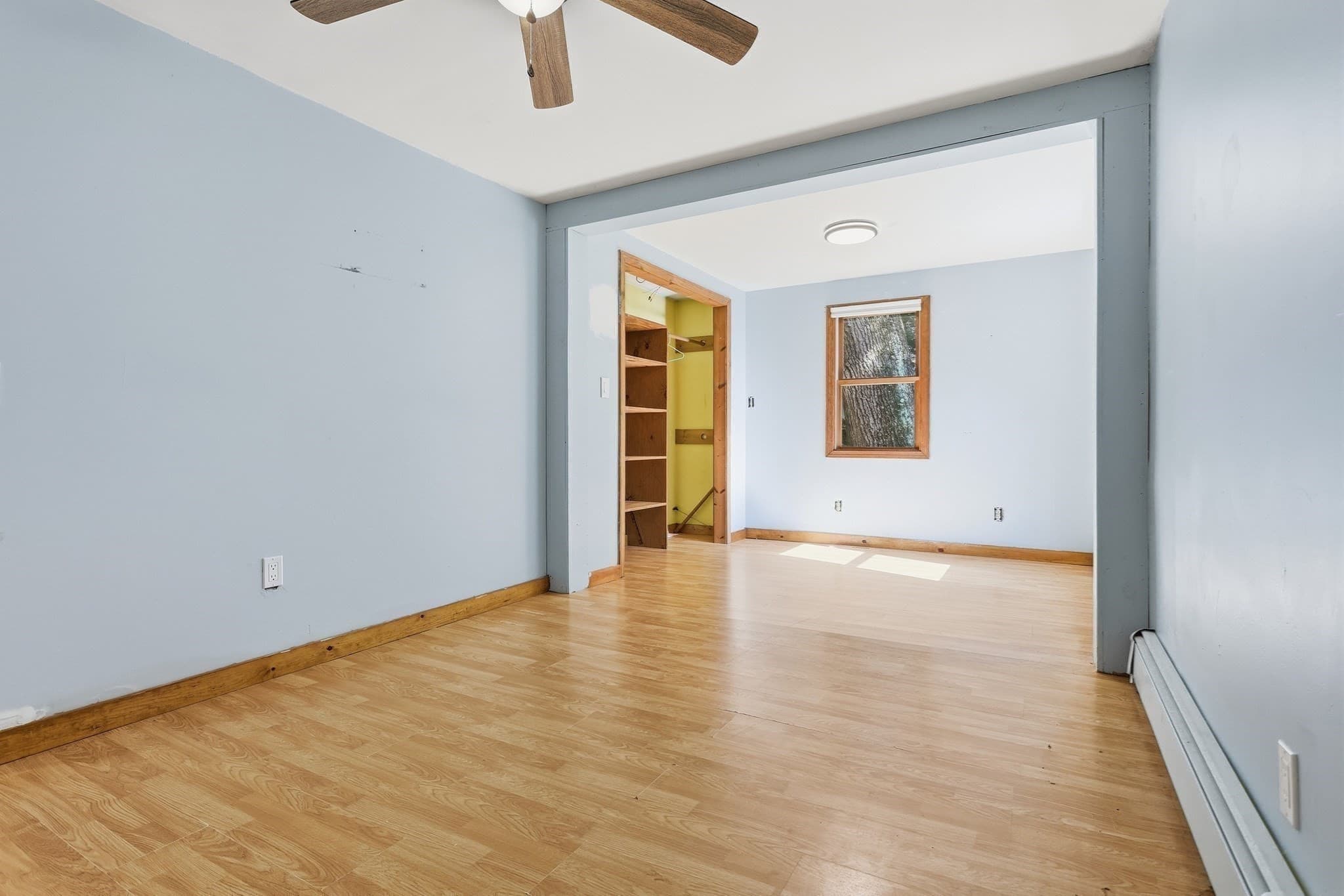 Single Family Residence at 141 Long Pond Dr, Dracut MA 01826, Dracut, photo 13 of 28
