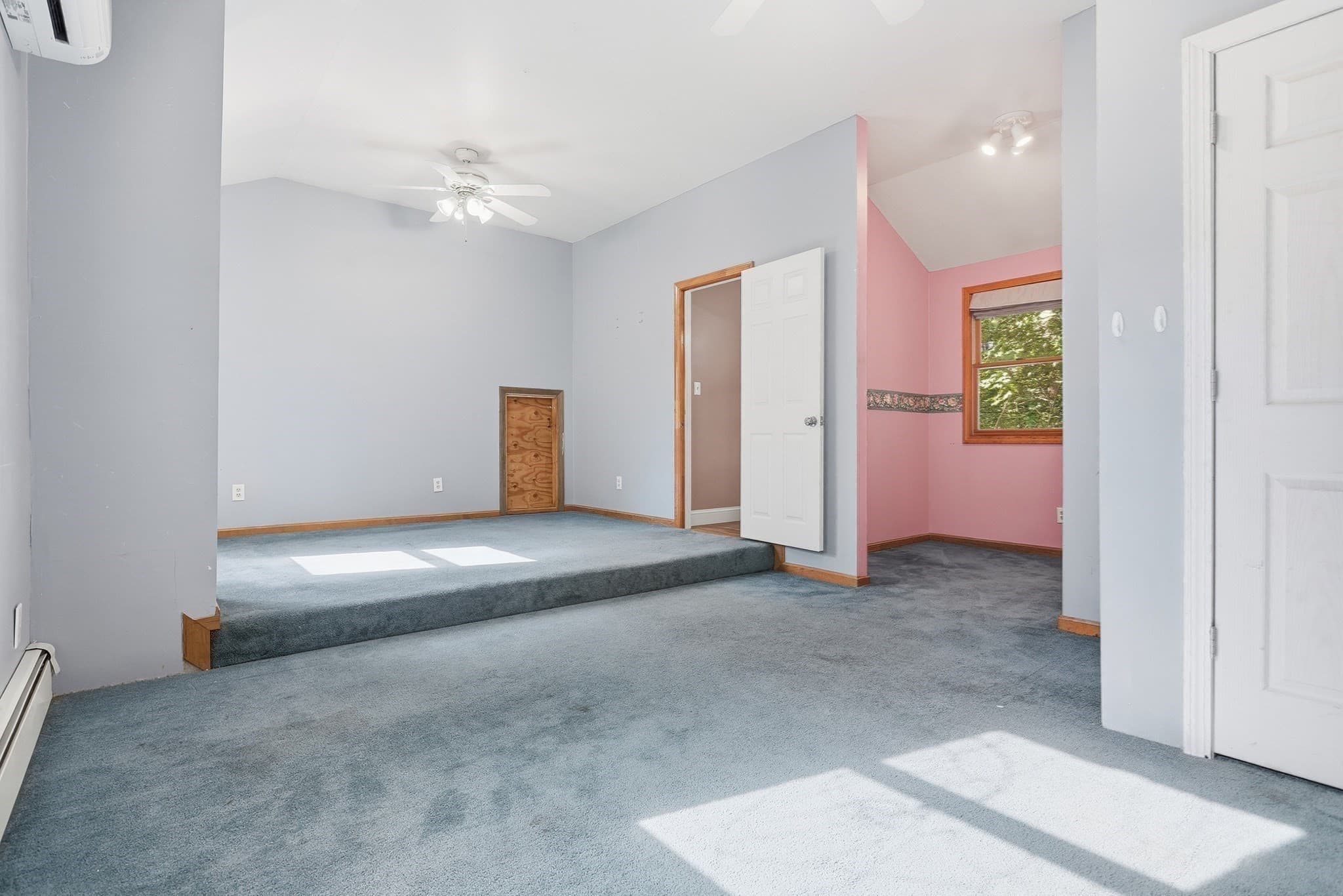 Single Family Residence at 141 Long Pond Dr, Dracut MA 01826, Dracut, photo 18 of 28