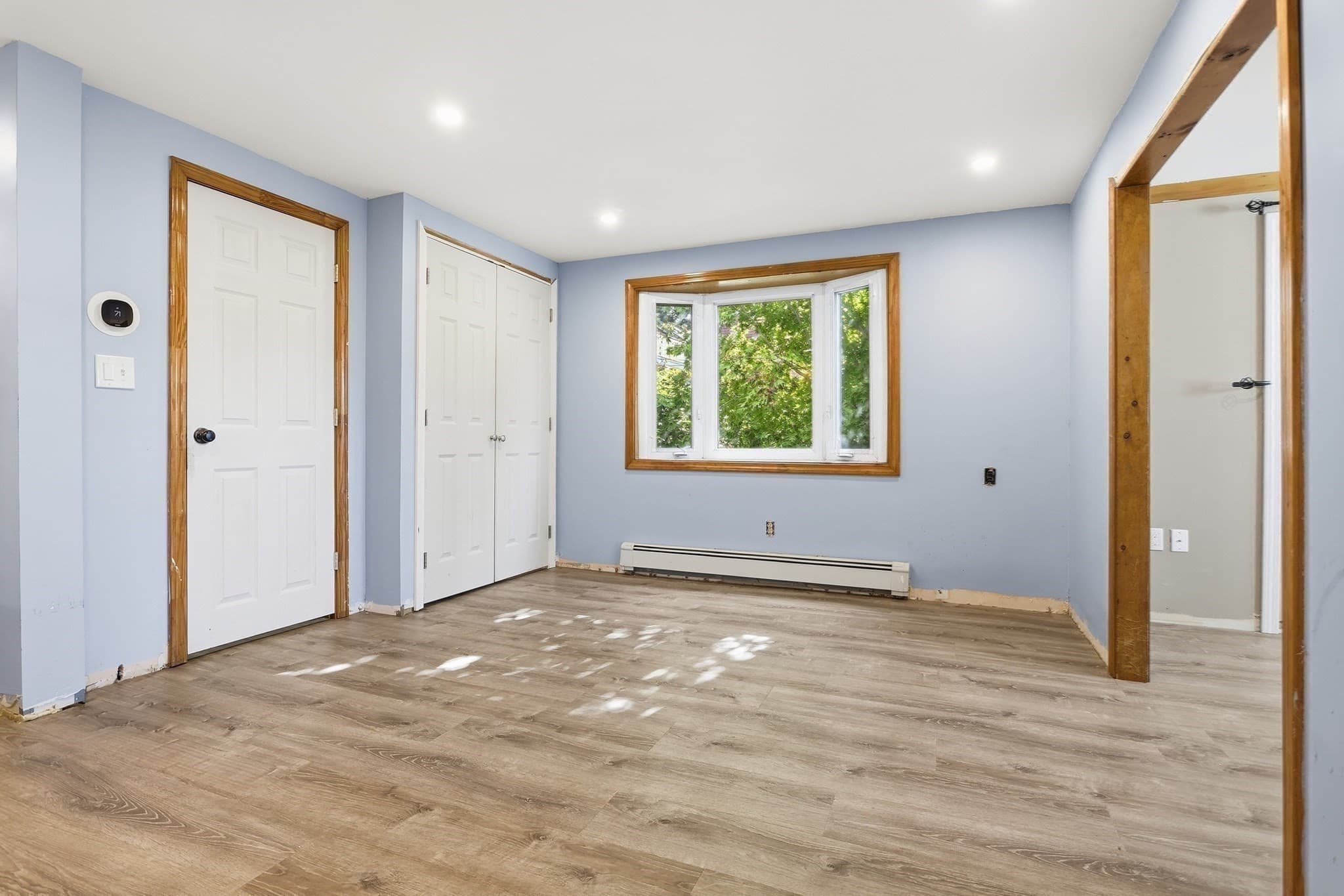 Single Family Residence at 141 Long Pond Dr, Dracut MA 01826, Dracut, photo 11 of 28