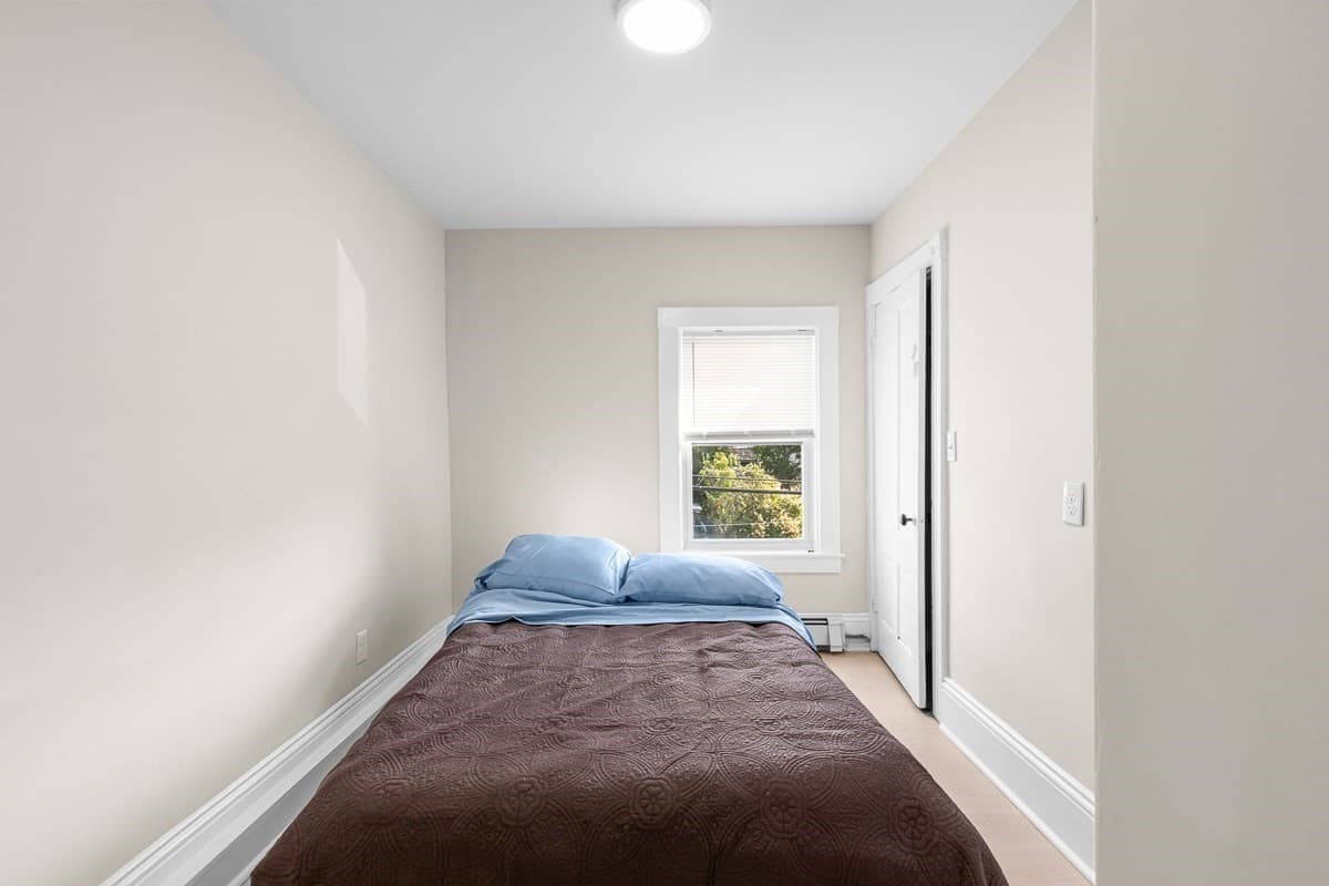 Single Family Residence at 6 Coffin Avenue Ct, New Bedford MA 02746, New Bedford, photo 16 of 26