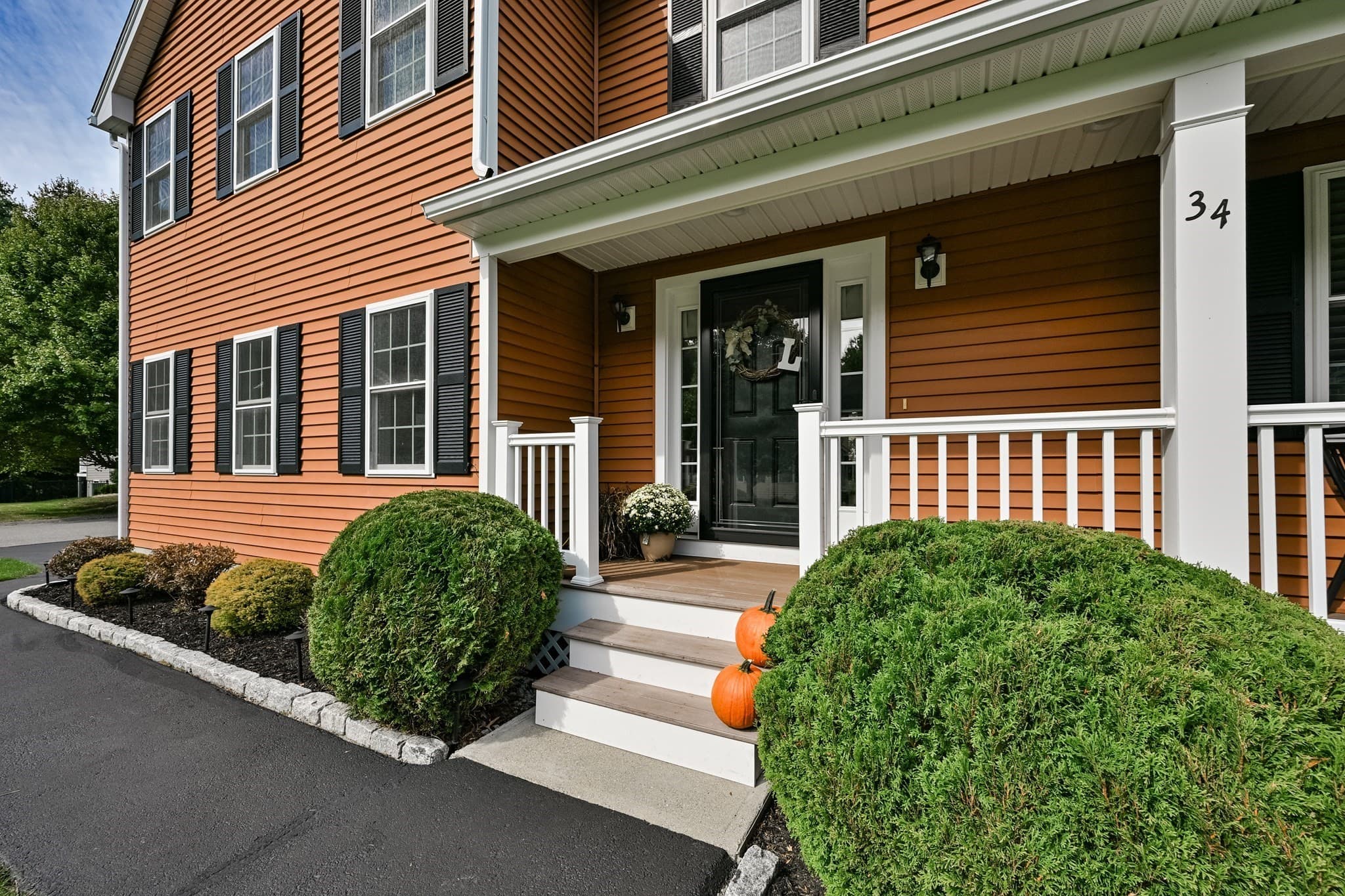 Single Family Residence at 34 Bufton Farm Rd, Clinton MA 01510, Clinton, photo 2 of 42