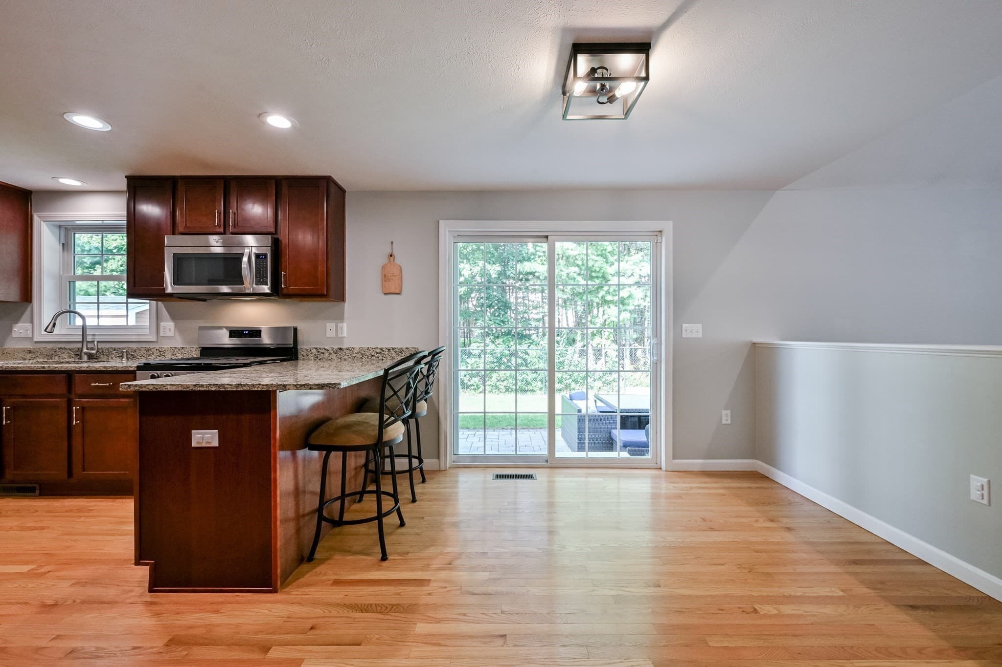 Single Family Residence at 34 Bufton Farm Rd, Clinton MA 01510, Clinton, photo 10 of 42