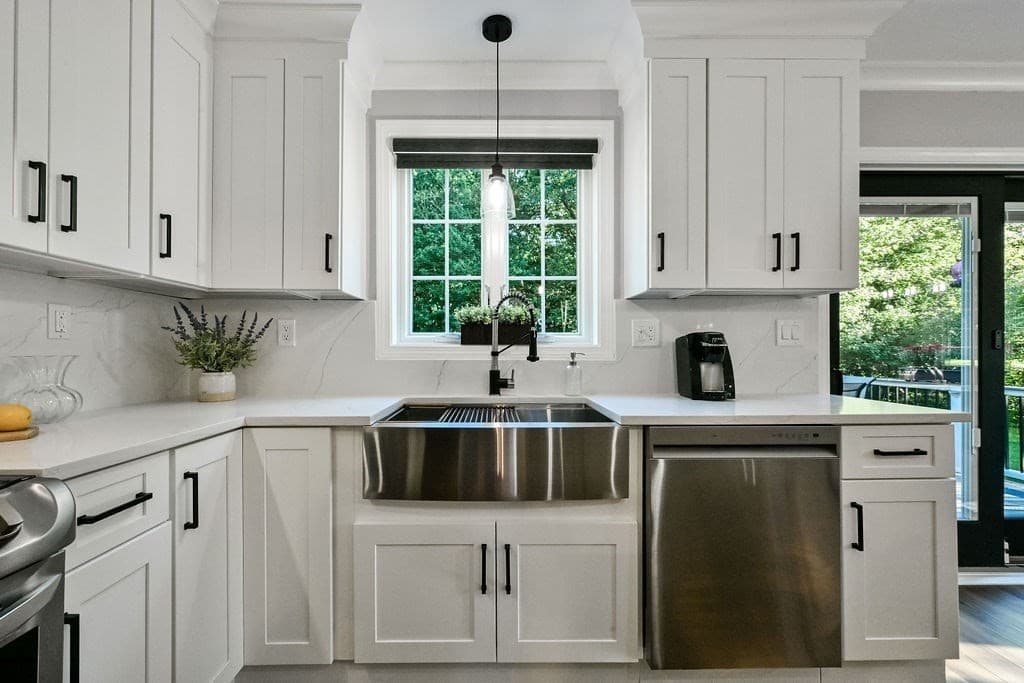 Single Family Residence at 7 Southpark Ln, Mansfield MA 02048, Mansfield, photo 5 of 42