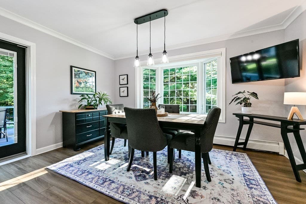 Single Family Residence at 7 Southpark Ln, Mansfield MA 02048, Mansfield, photo 9 of 42