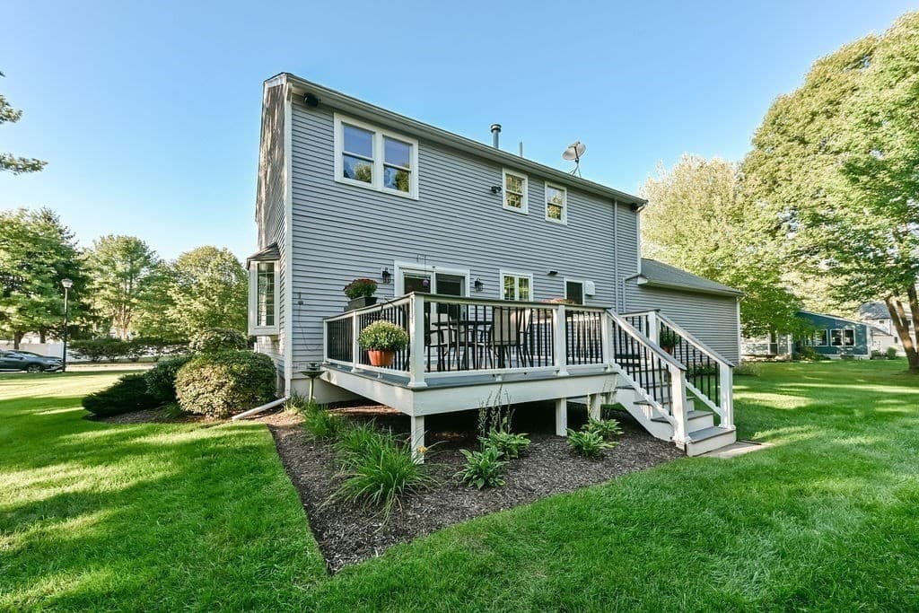 Single Family Residence at 7 Southpark Ln, Mansfield MA 02048, Mansfield, photo 34 of 42