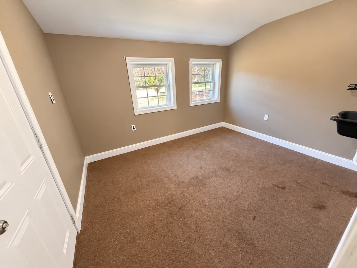 Single Family Residence at 137 Damon Rd, Ashby MA 01431, Ashby, photo 13 of 17