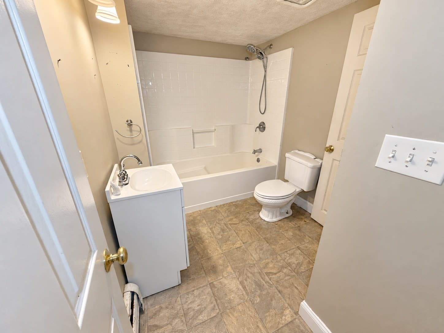 Single Family Residence at 137 Damon Rd, Ashby MA 01431, Ashby, photo 15 of 17
