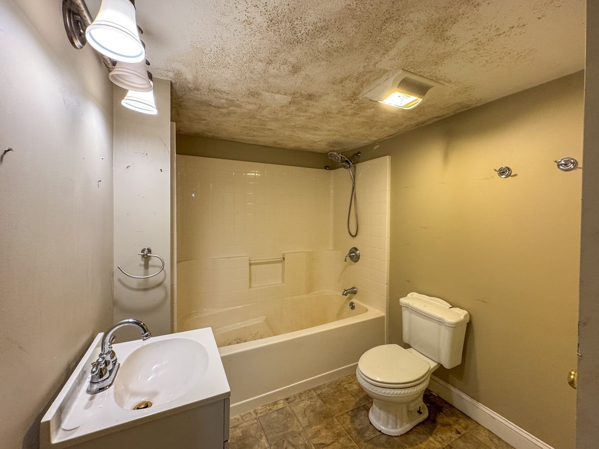 Single Family Residence at 137 Damon Rd, Ashby MA 01431, photo 25 of 41