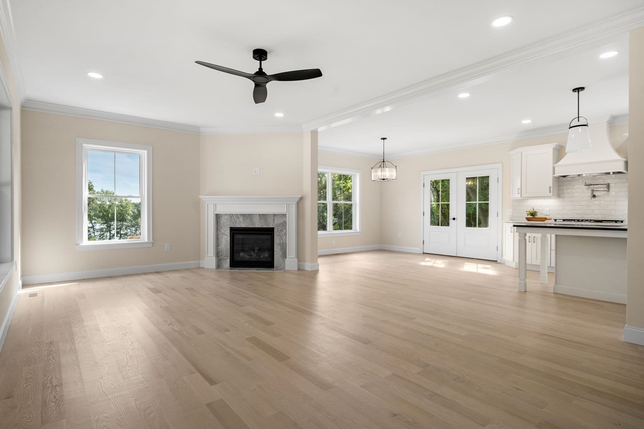Single Family Residence at 2 Violet Way, Westford MA 01886, Westford, photo 6 of 12