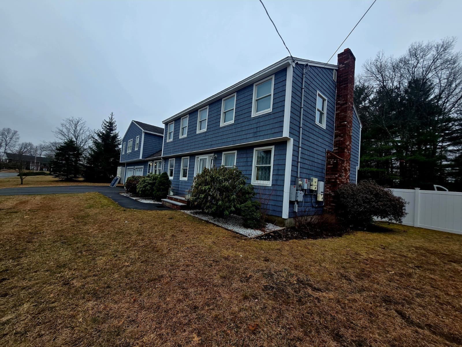 Single Family Residence at 20 Farm Pond Rd, Dracut MA 01826, Dracut, photo 3 of 36