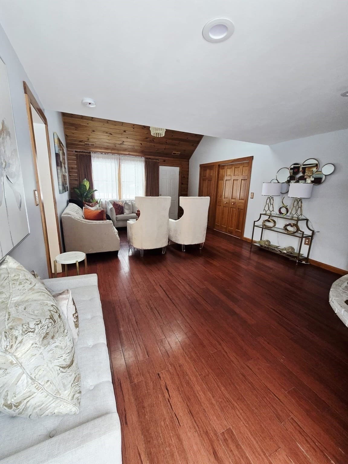 Single Family Residence at 20 Farm Pond Rd, Dracut MA 01826, Dracut, photo 10 of 36
