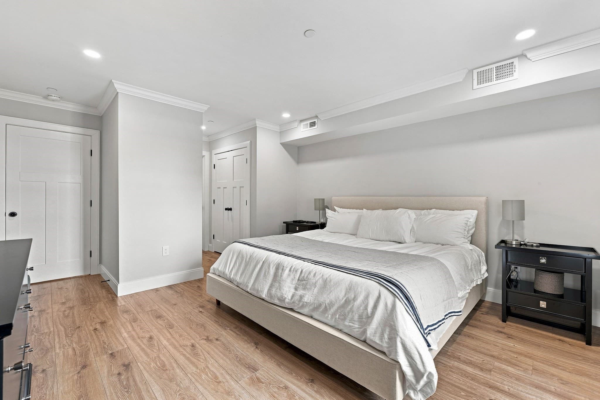 Condominium at 1721 Centre St # 204, Boston MA 02132, Boston, photo 18 of 31