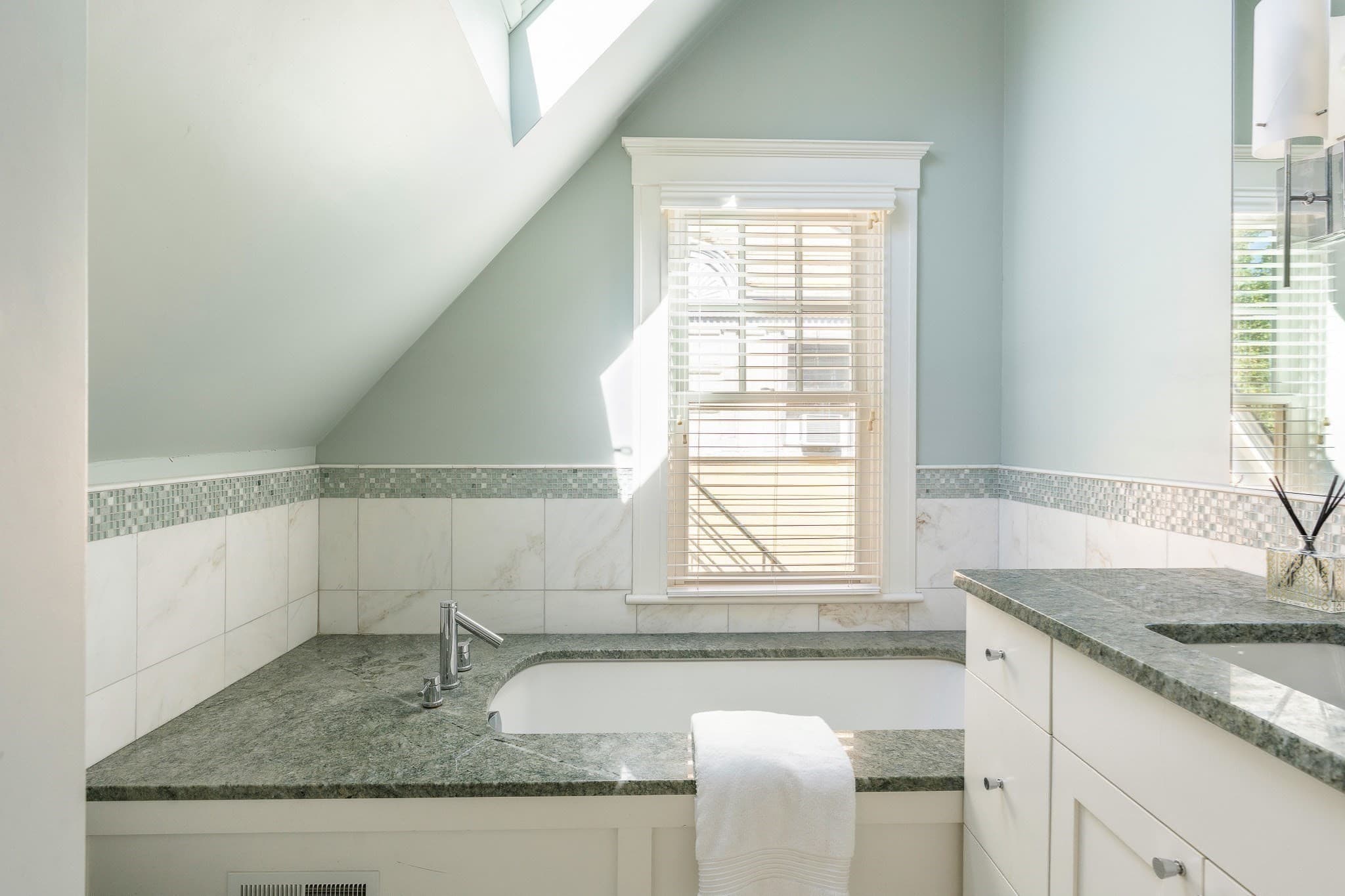 Condominium at 35 Gorham St # 35, Cambridge MA 02138, Cambridge, photo 13 of 26