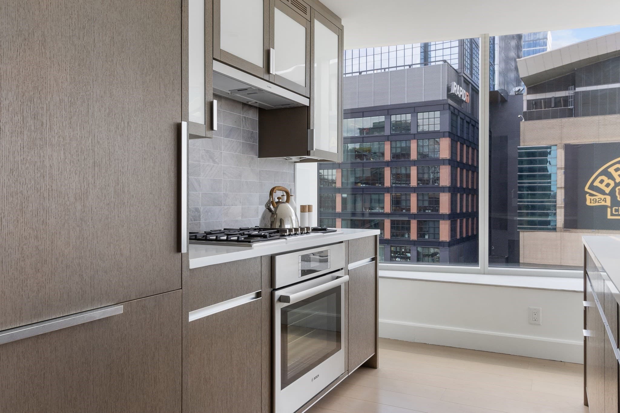 Condominium at 100 Lovejoy Wharf, Boston MA 02114, Boston, photo 9 of 34