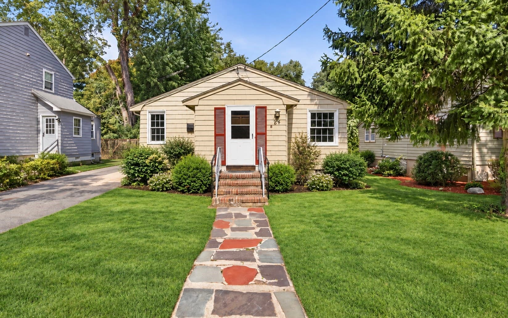 24 Grapevine Ave, Lexington MA 02421