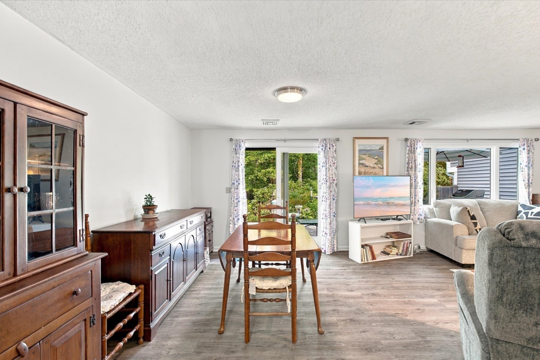 Condominium at 14 Woodrise # 14, Falmouth MA 02540, Falmouth, photo 5 of 31