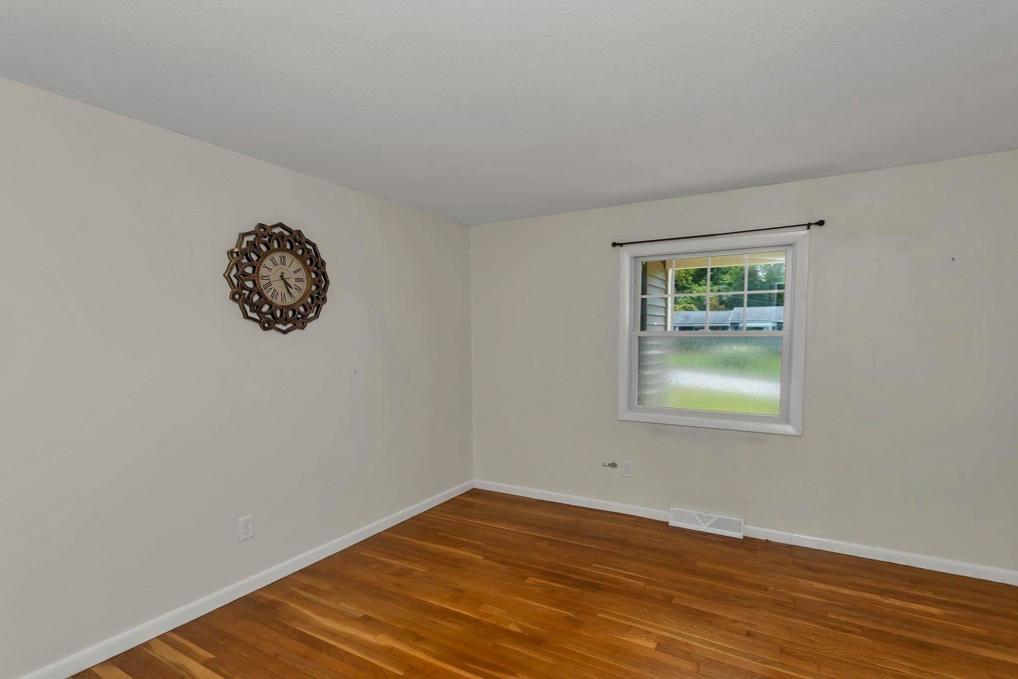 Single Family Residence at 14 Echo Valley Dr, Hampden MA 01036, Hampden, photo 23 of 42