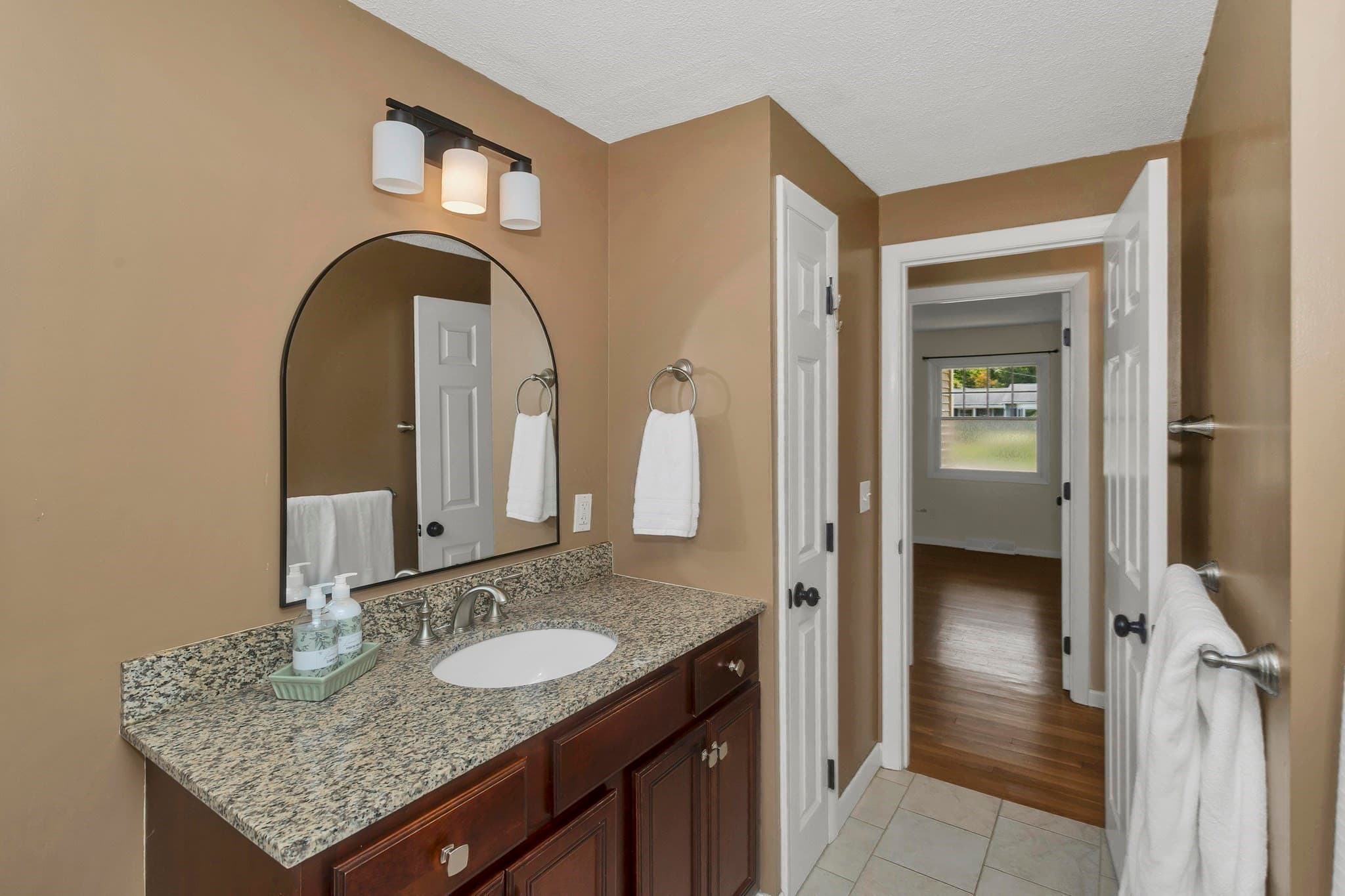 Single Family Residence at 14 Echo Valley Dr, Hampden MA 01036, Hampden, photo 16 of 42