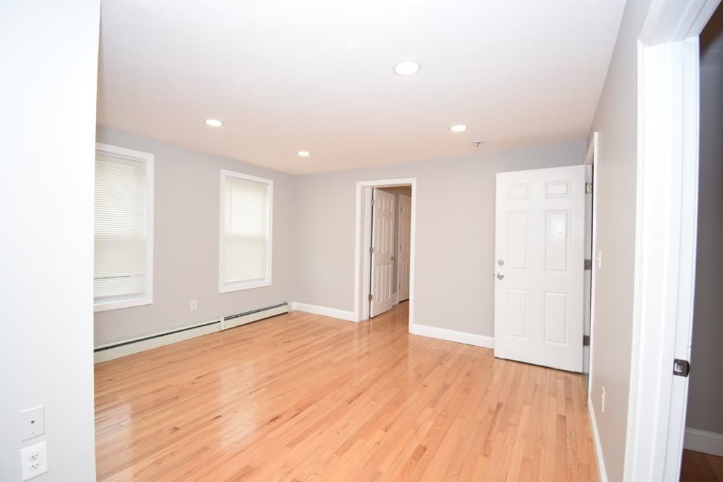 3 Family at 62 Westminster Street, Worcester MA 01605, Worcester, photo 10 of 28