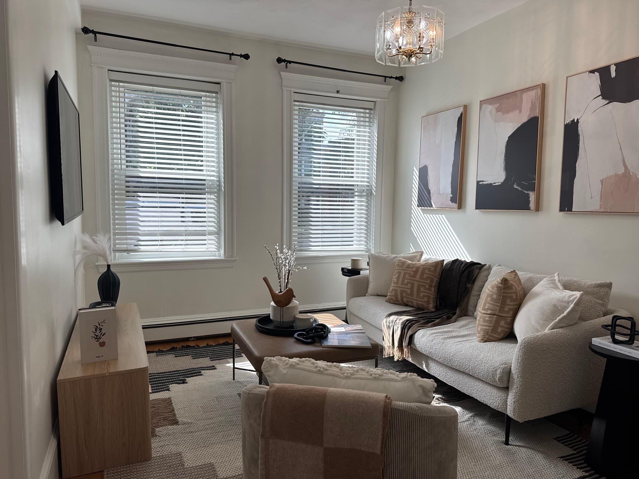Condominium at 12 Kilsyth Road # 2, Brookline MA 02445, Brookline, photo 2 of 12