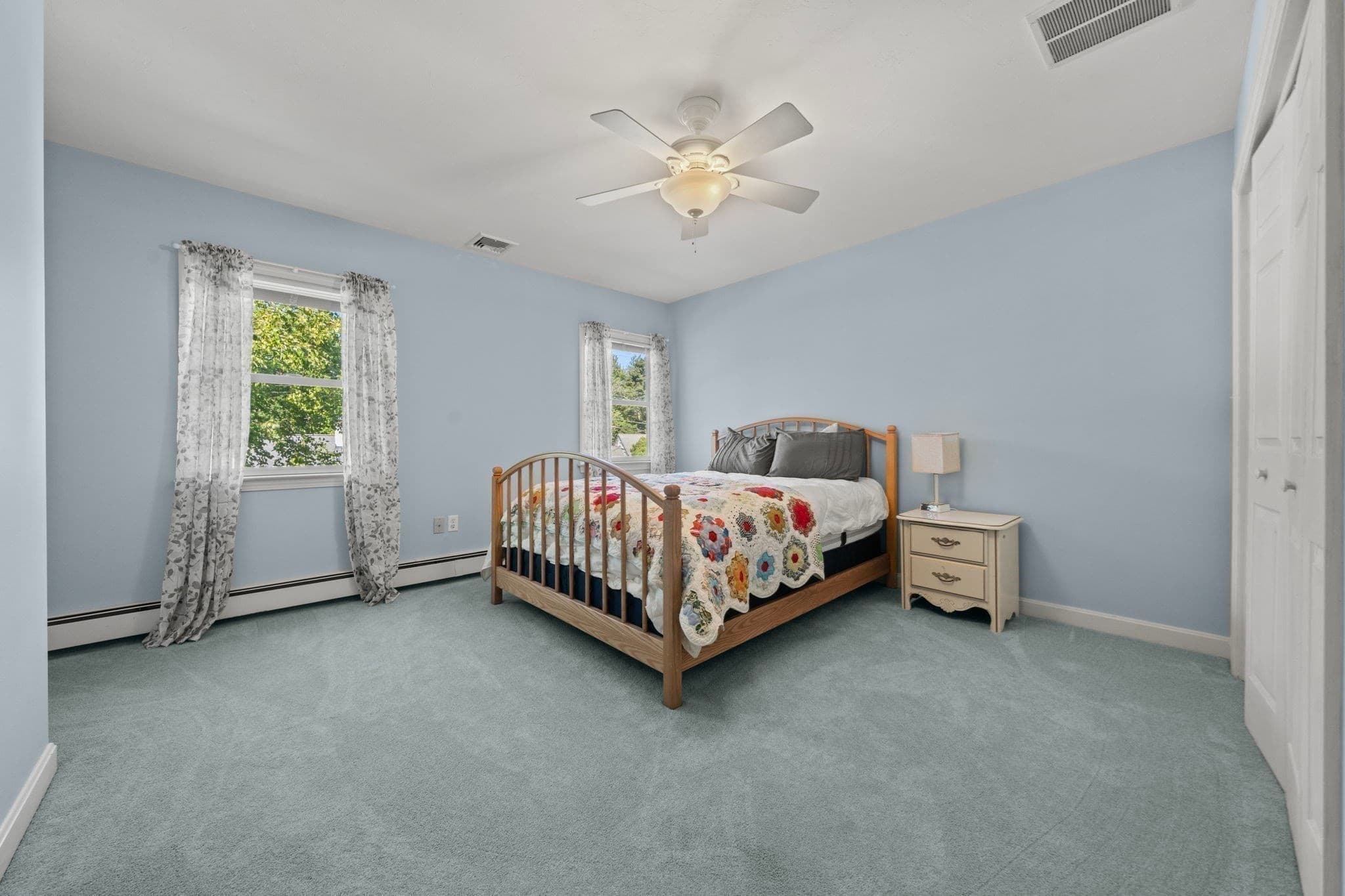 Single Family Residence at 11 Pilgrim Rd, Woburn MA 01801, Woburn, photo 20 of 34