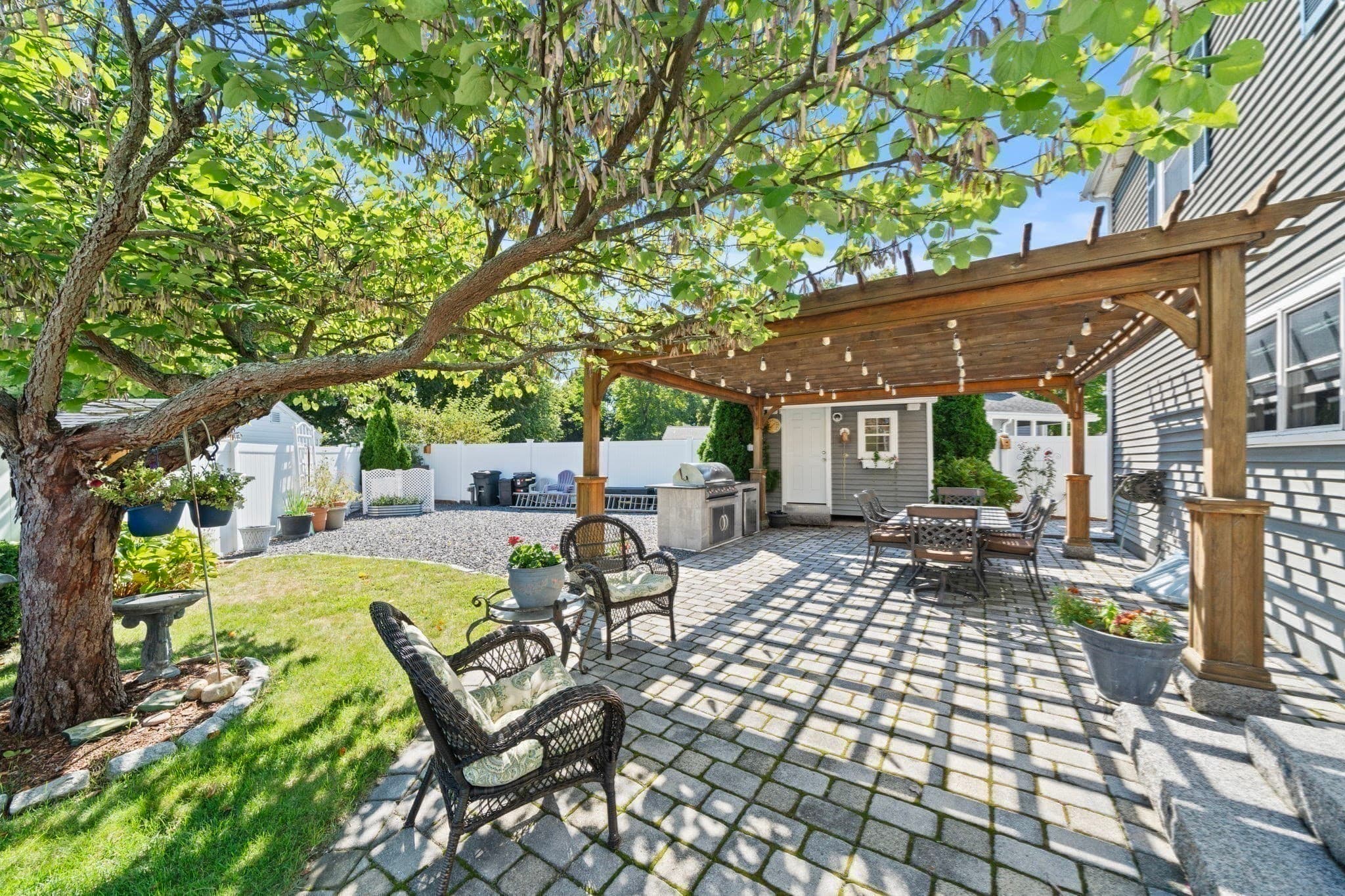 Single Family Residence at 11 Pilgrim Rd, Woburn MA 01801, Woburn, photo 25 of 34