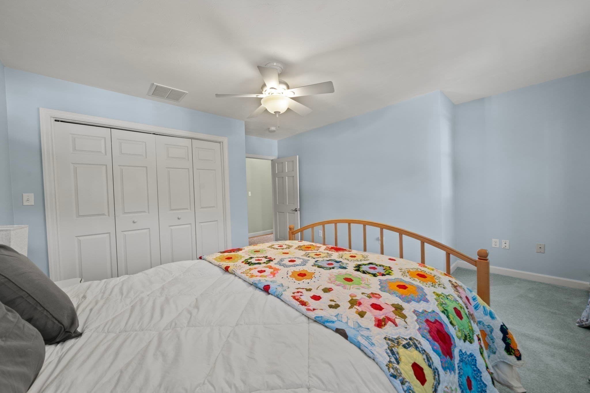 Single Family Residence at 11 Pilgrim Rd, Woburn MA 01801, Woburn, photo 21 of 34