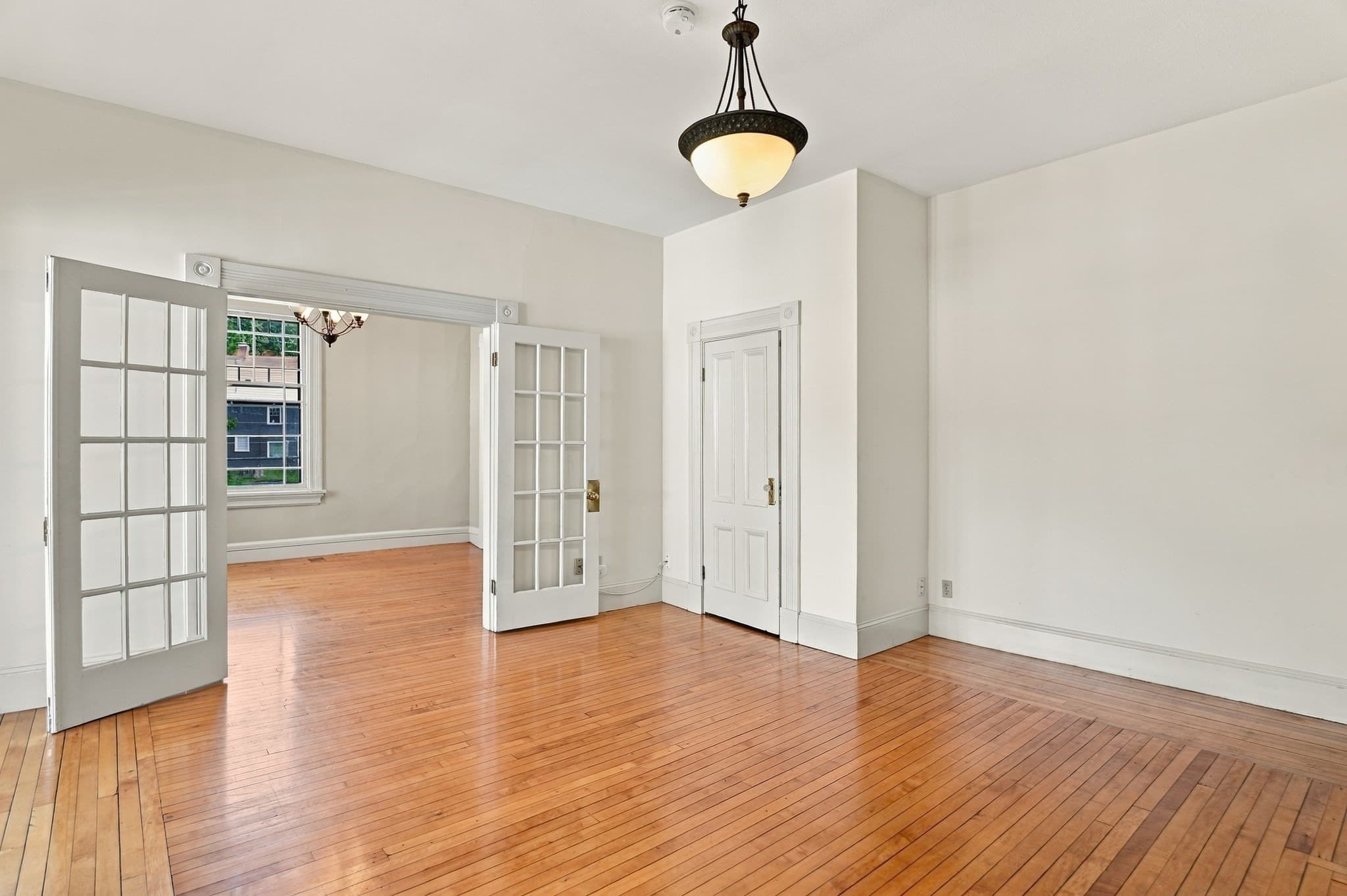 Condominium at 157 Nesmith Street # 9, Lowell MA 01852, Lowell, photo 10 of 32