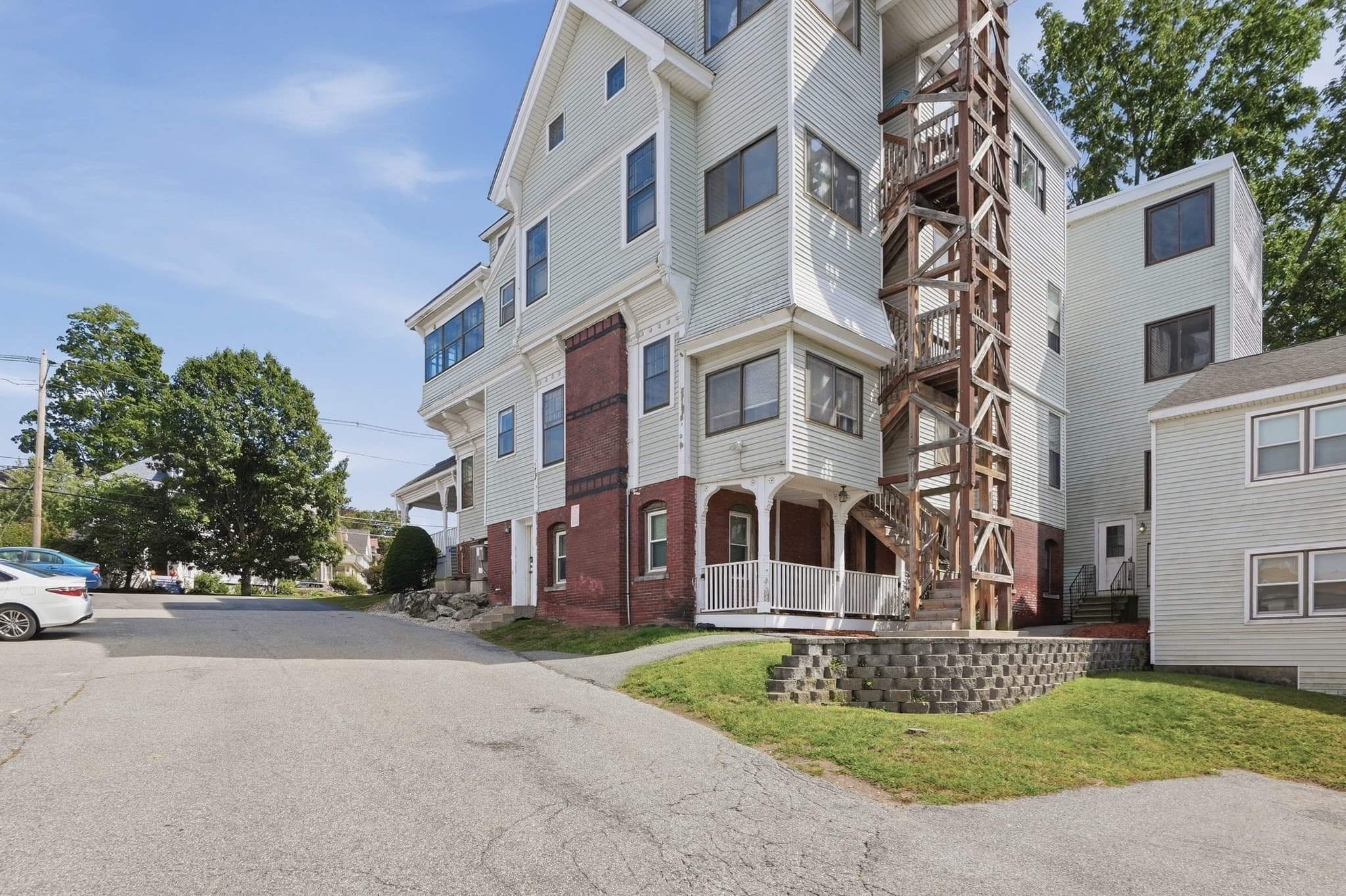 Condominium at 157 Nesmith Street # 9, Lowell MA 01852, Lowell, photo 31 of 32