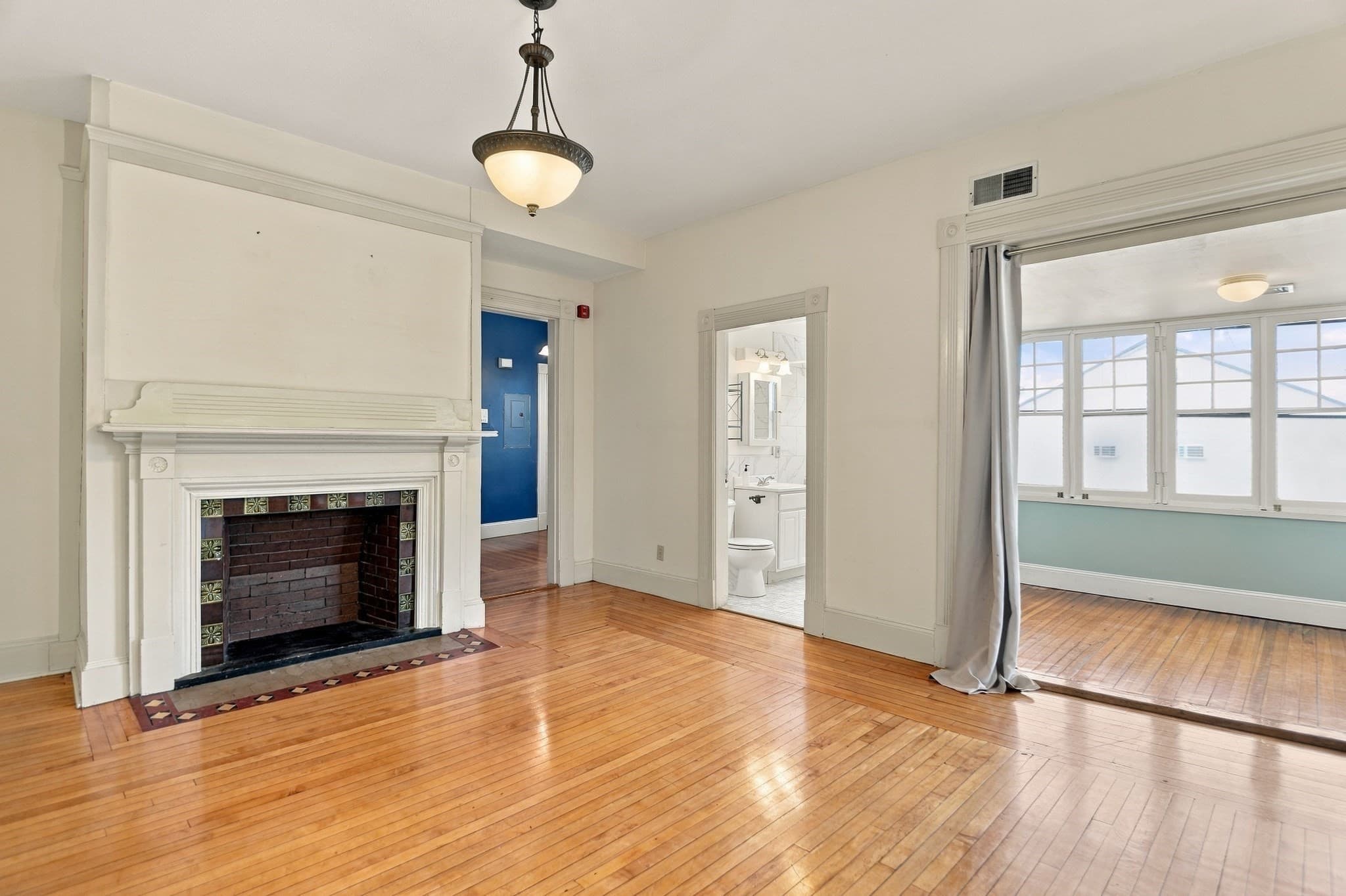 Condominium at 157 Nesmith Street # 9, Lowell MA 01852, Lowell, photo 4 of 32