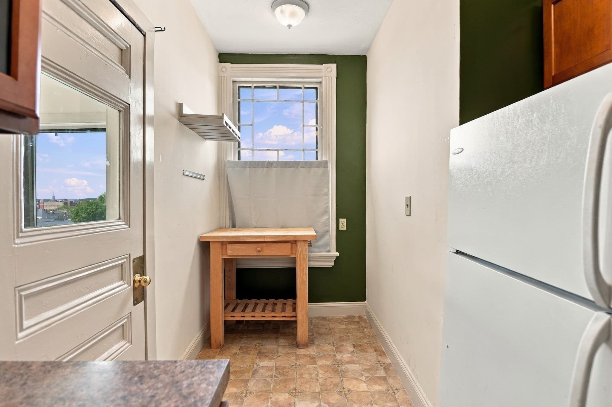Condominium at 157 Nesmith Street # 9, Lowell MA 01852, Lowell, photo 8 of 32