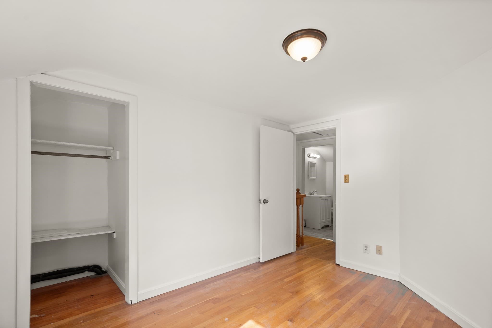 Single Family Residence at 21 Goldsmith Ave, Beverly MA 01915, Beverly, photo 22 of 37