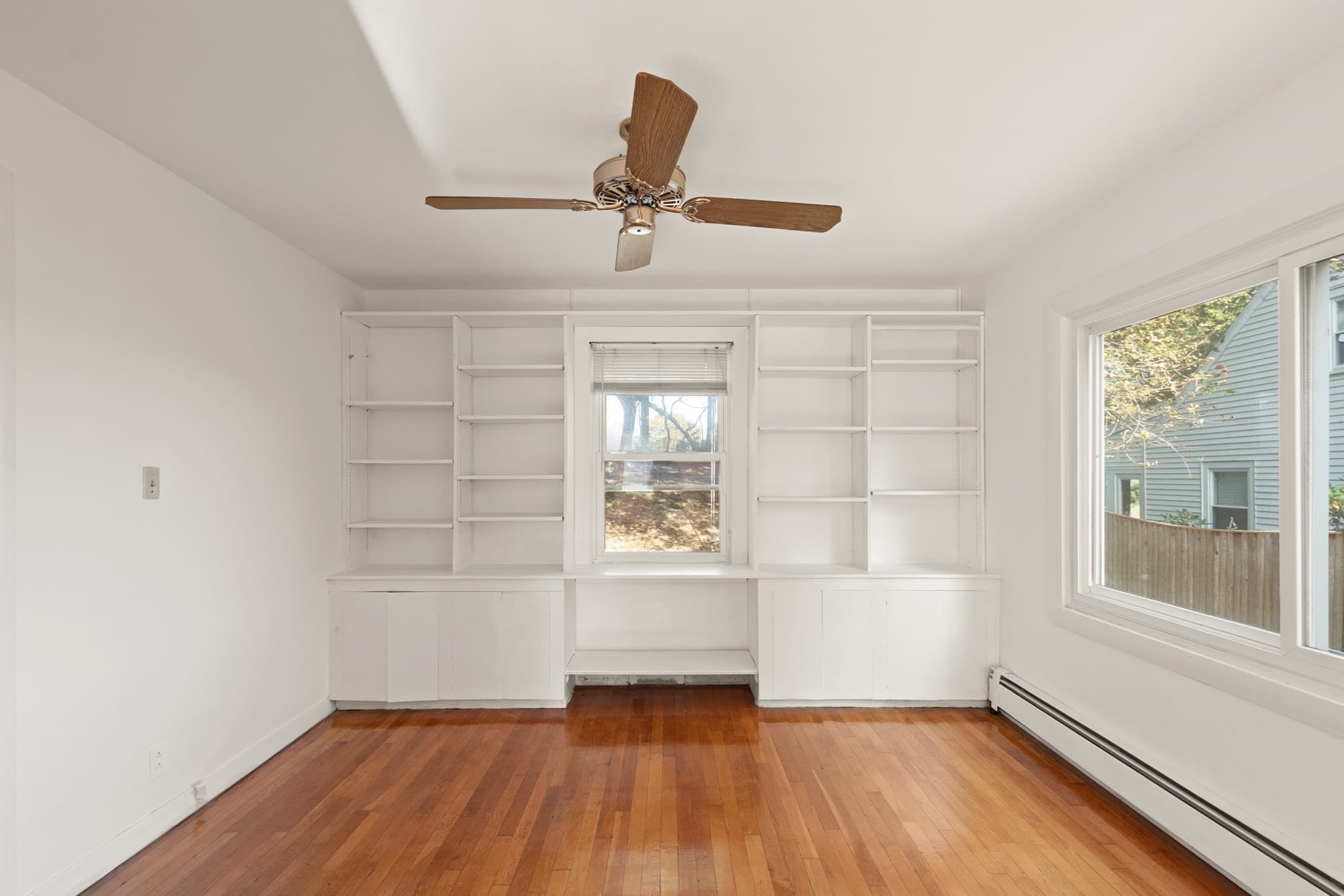 Single Family Residence at 21 Goldsmith Ave, Beverly MA 01915, Beverly, photo 7 of 37