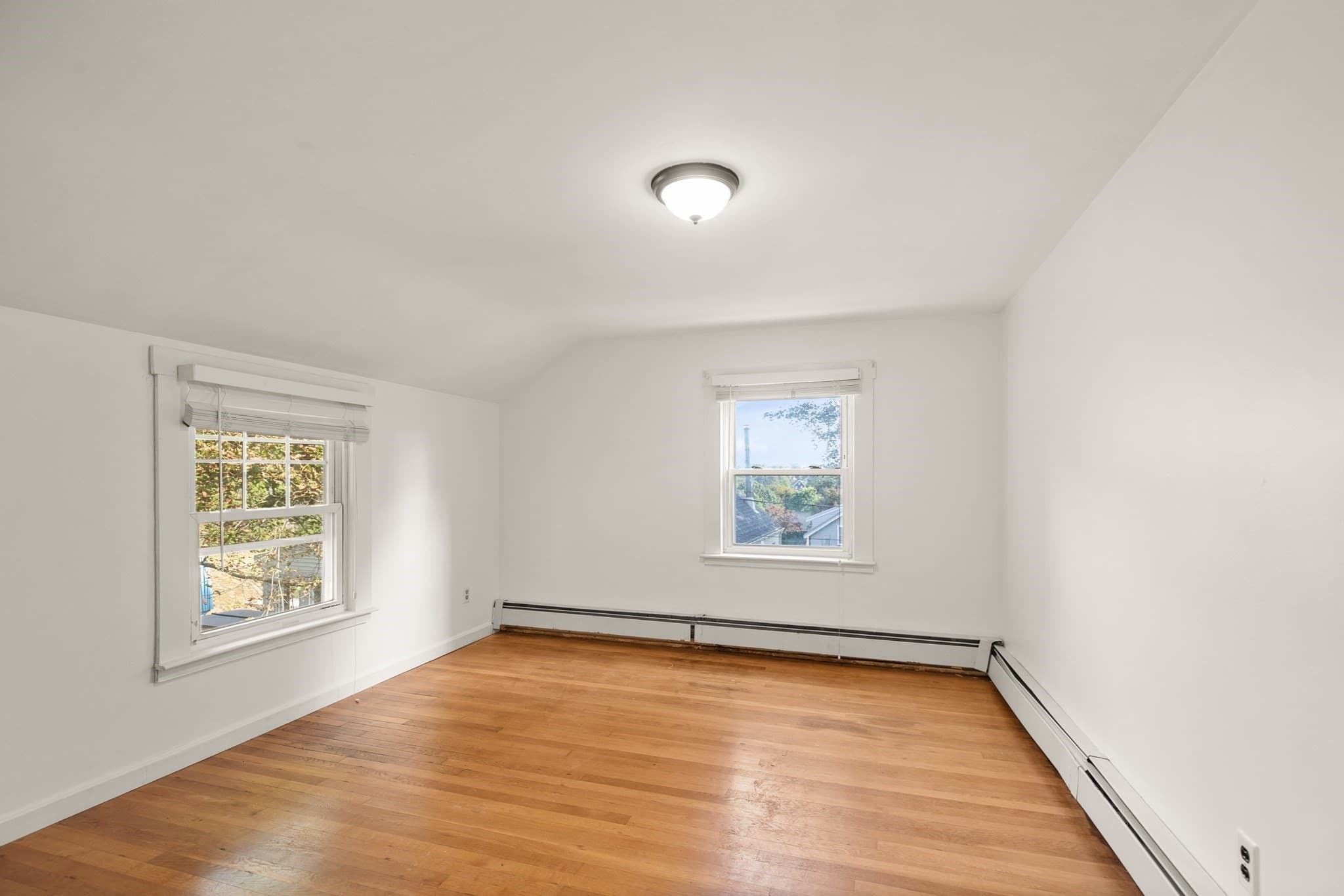 Single Family Residence at 21 Goldsmith Ave, Beverly MA 01915, Beverly, photo 20 of 37