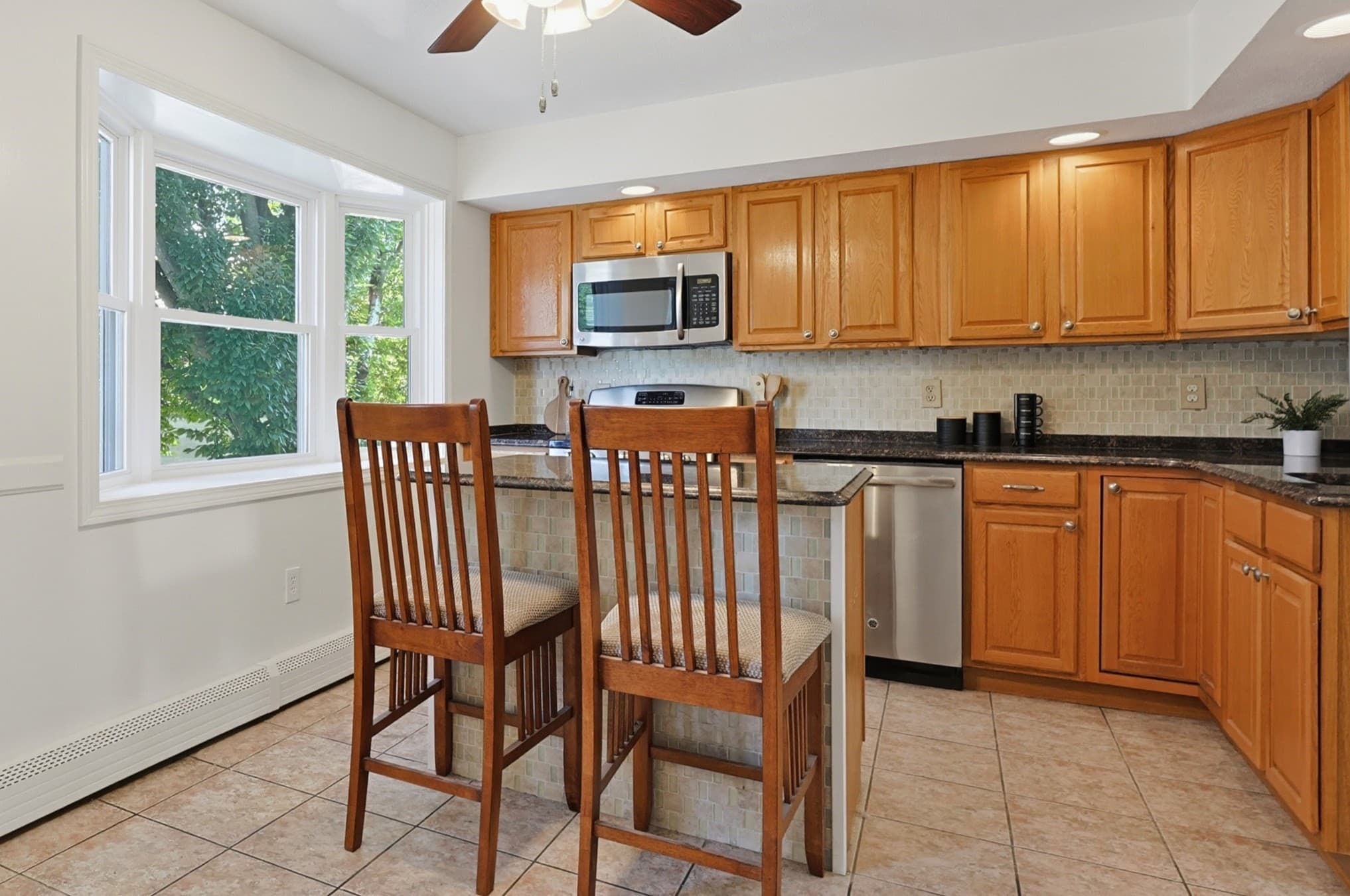 Condominium at 294 Paris Street # 294, Boston MA 02128, Boston, photo 16 of 33