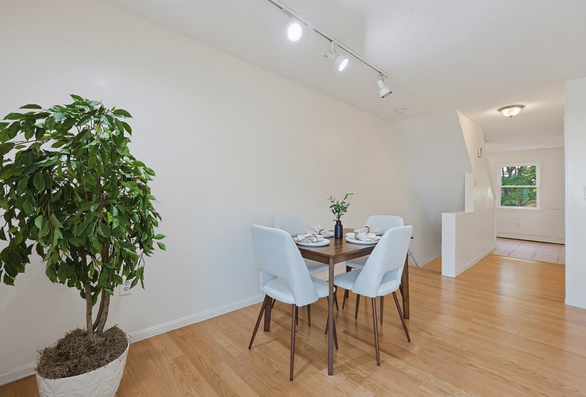Condominium at 294 Paris Street # 294, Boston MA 02128, Boston, photo 8 of 33