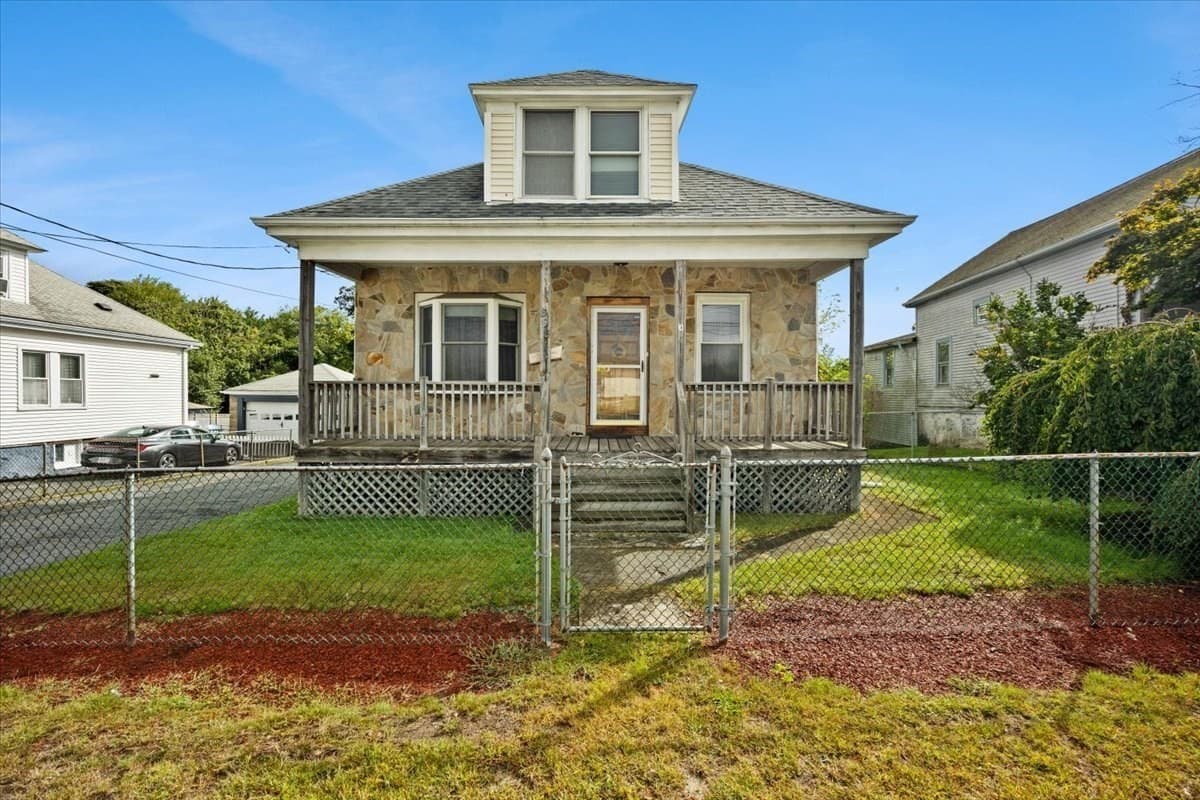 898 Church Street, New Bedford MA 02745